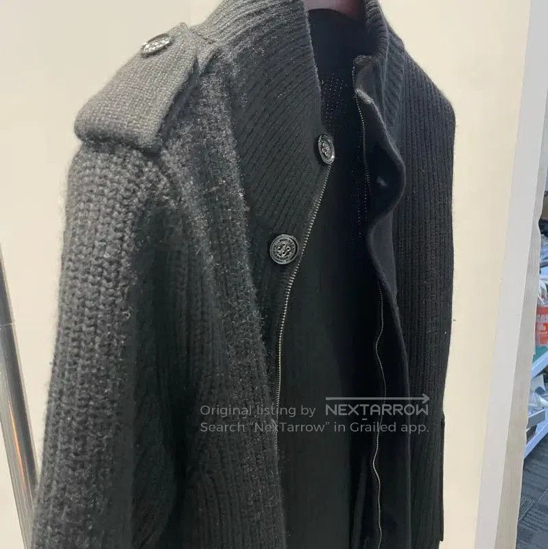 Burberry Burberry Black Cashmere Long Sleeve Knit Sweater. Size S / US 4 / IT 40 - 3 Thumbnail