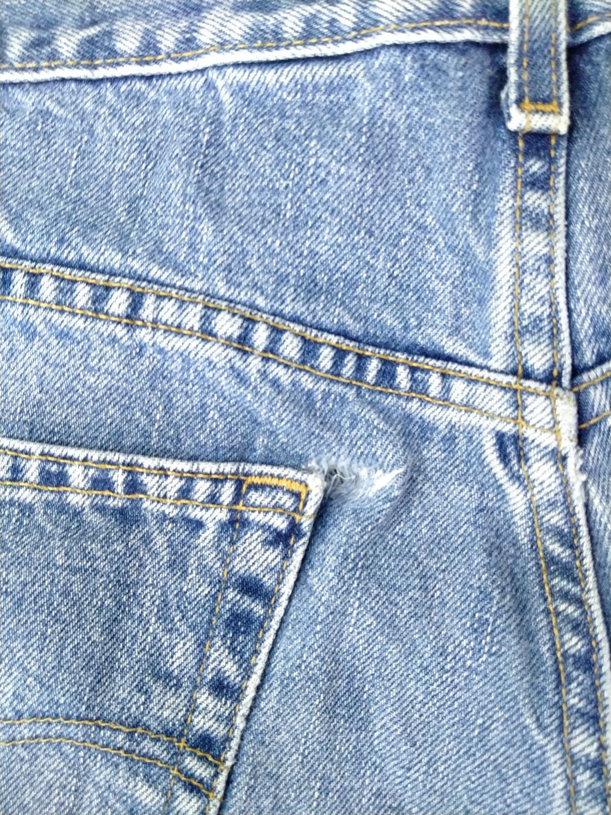 Levi's Blue Wash Vintage Levi's 550 Jeans 36x29.5 Denim -JN848 Size US 36 / EU 52 - 9 Thumbnail