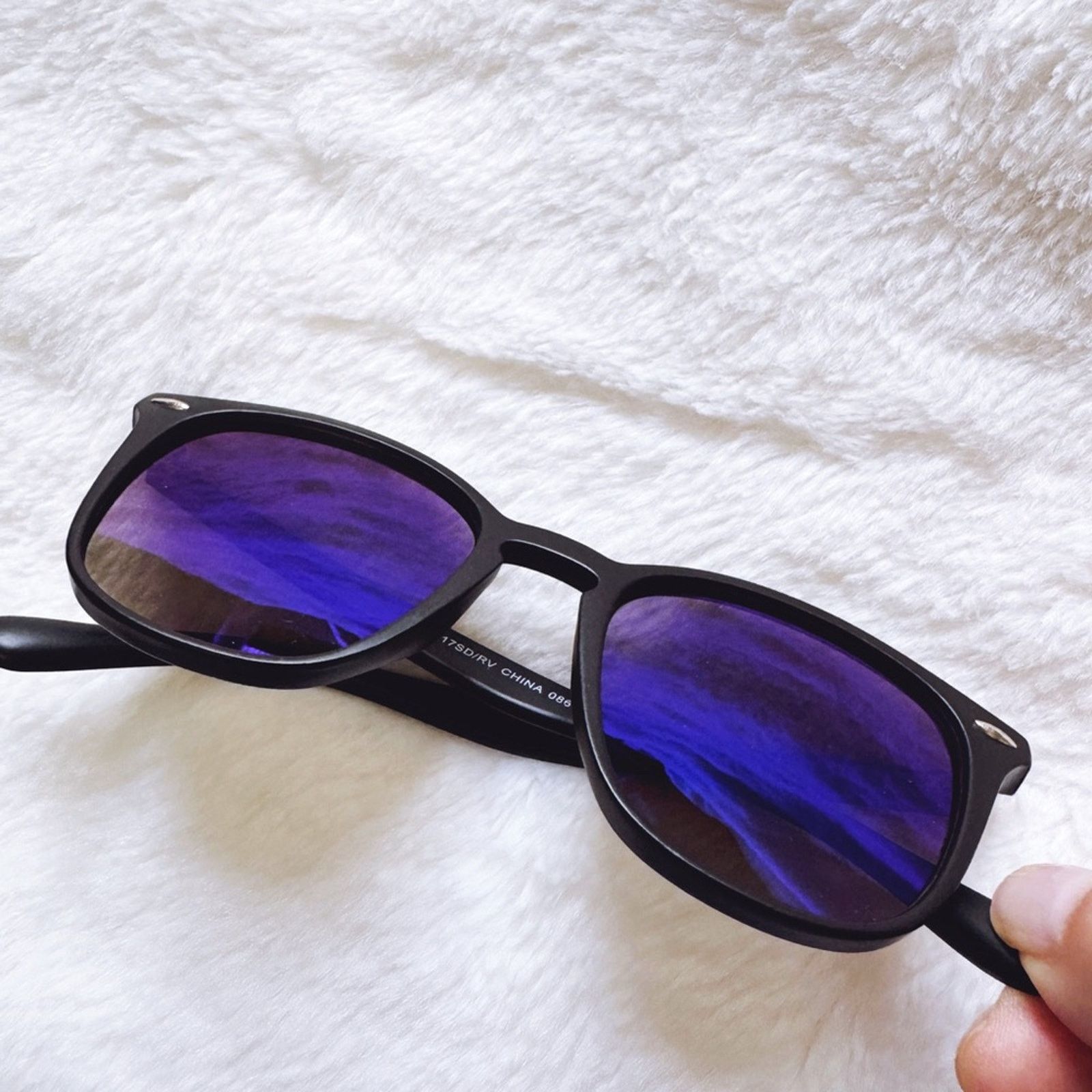 Other Milo Blue Oversized Oval Horn Rims Sunglasses Size ONE SIZE - 5 Thumbnail