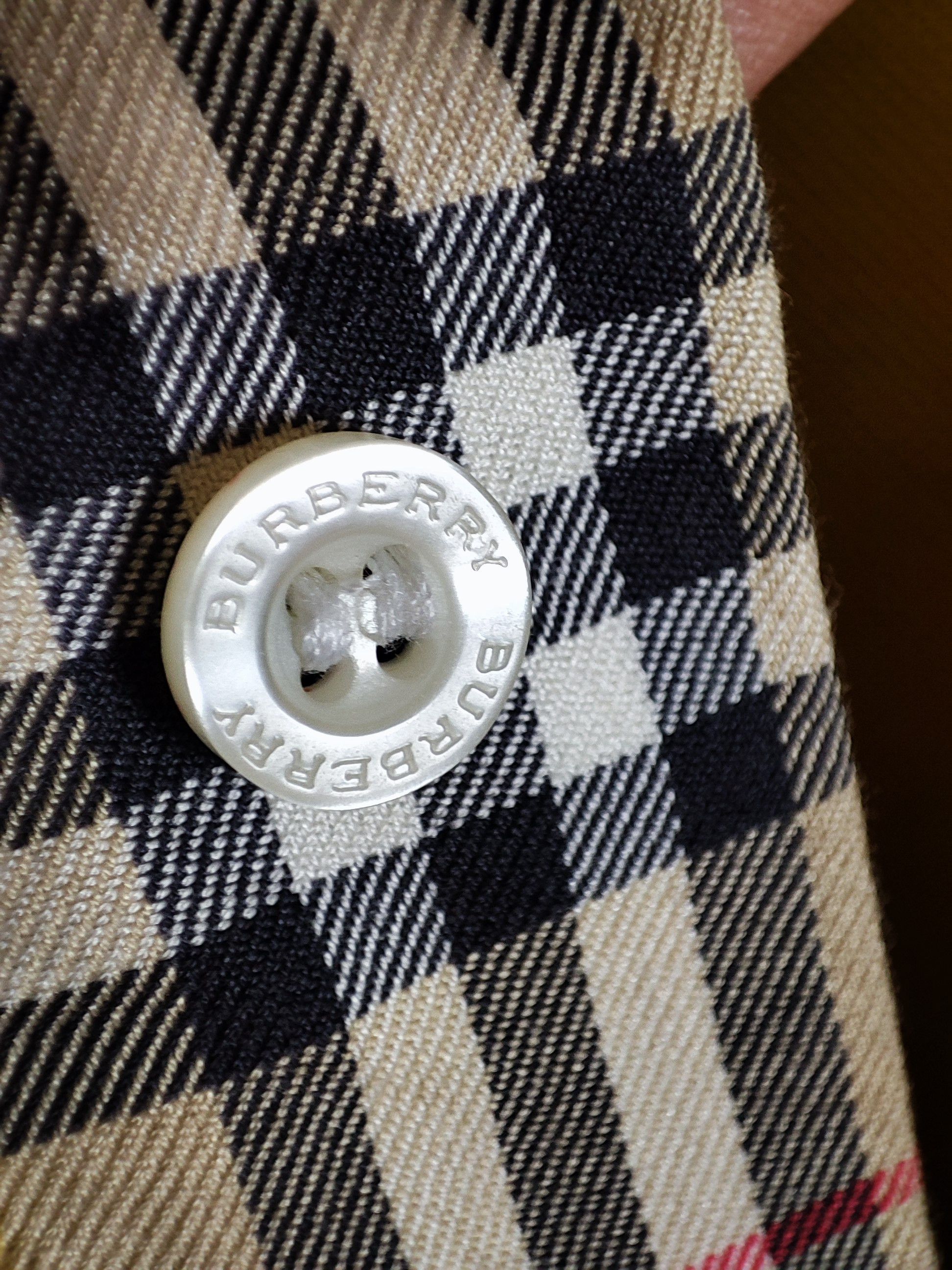 Burberry 🔥Burberry Polo S Extremely rare color 🔥 Size US S / EU 44-46 / 1 - 7 Thumbnail
