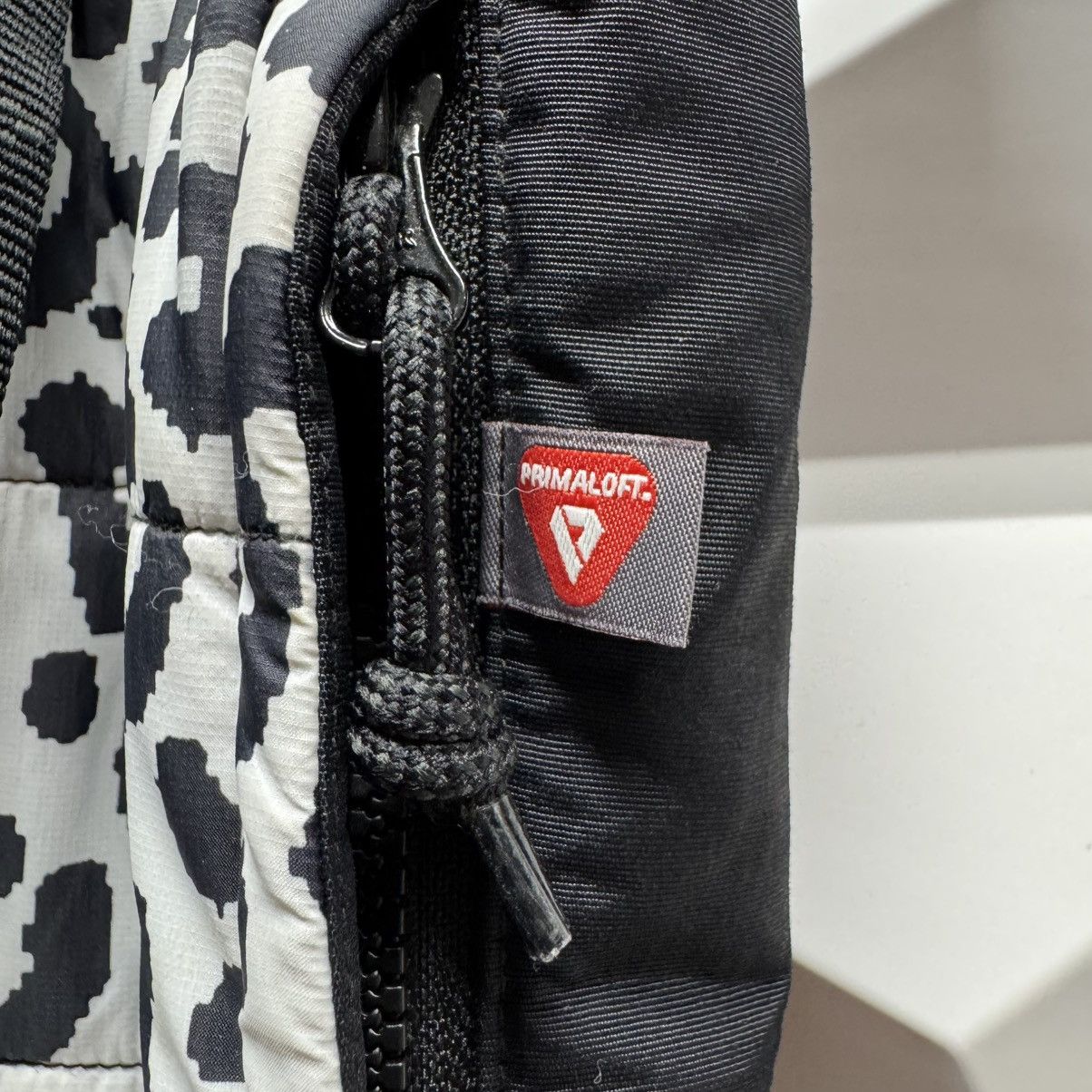 Nike ACG × Vintage Nike ACG Primaloft Trail Pant White Black CI0457-100 Medium Size US 32 / EU 48 - 5 Thumbnail