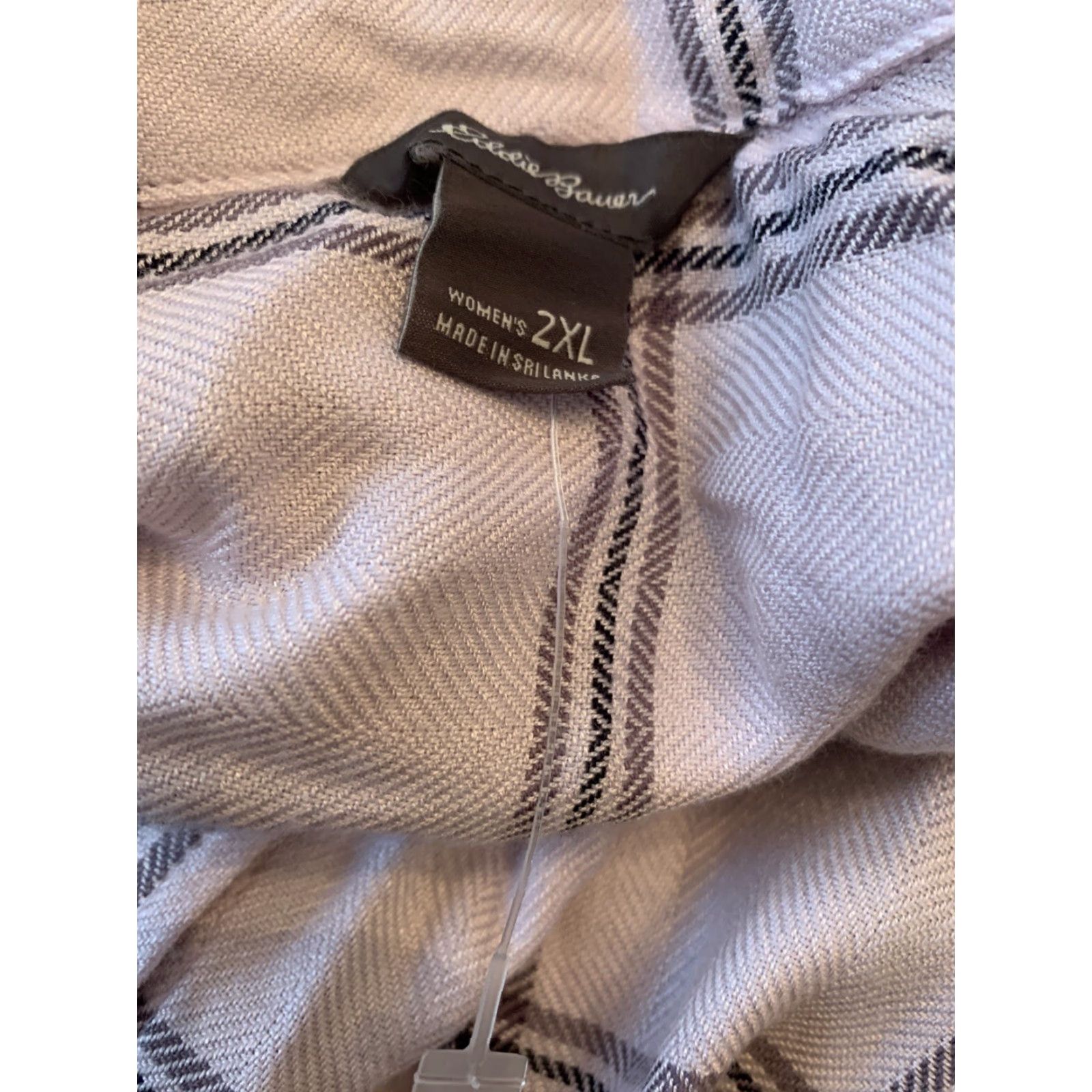 Eddie Bauer Eddie Bauer Shirt Women 2XL Pink Plaid Button Up Lightweight 100% Rayon NWOT Size XXL / US 16-18 / IT 52-54 - 7 Thumbnail