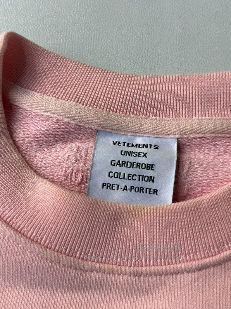 Vetements Vetements Logo Signature Hoodie Size US XS / EU 42 / 0 - 3 Thumbnail