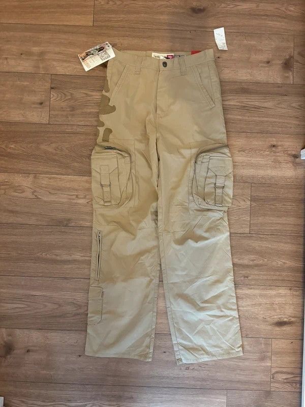 Ecko Unltd. Vintage Ecko Baggy Cargo Pants Beige Sand Size 33 NWT Y2K Size US 33 - 2 Thumbnail