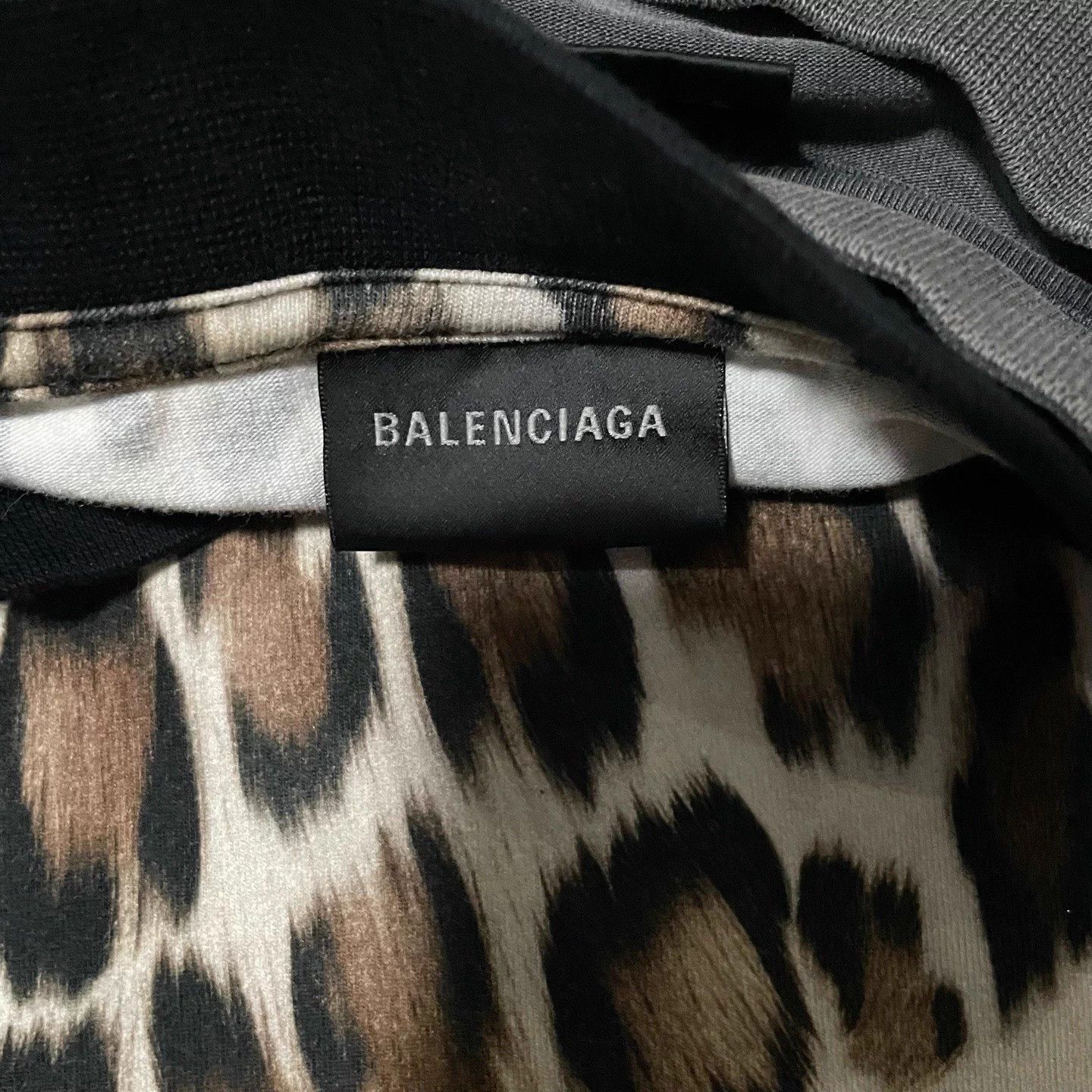 Balenciaga Balenciaga 24FW Leopard Print Short Sleeve Tee XL Size XL / US 12-14 / IT 48-50 - 3 Thumbnail