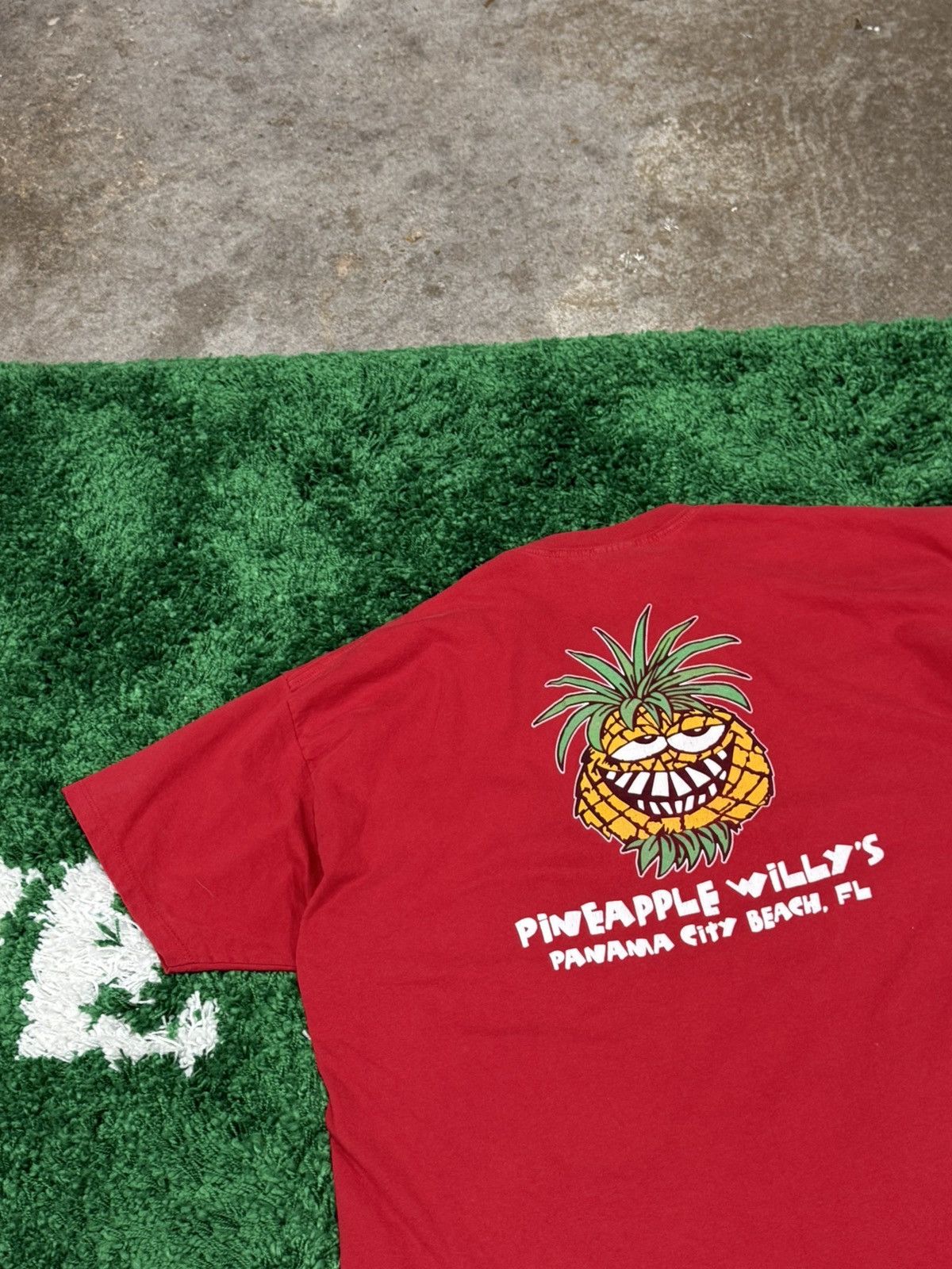 Vintage Pineapple Willey Willy Fruit Smoke Shop Weed Red Tee 2XL XXL Size US XXL / EU 58 / 5 - 2 Thumbnail