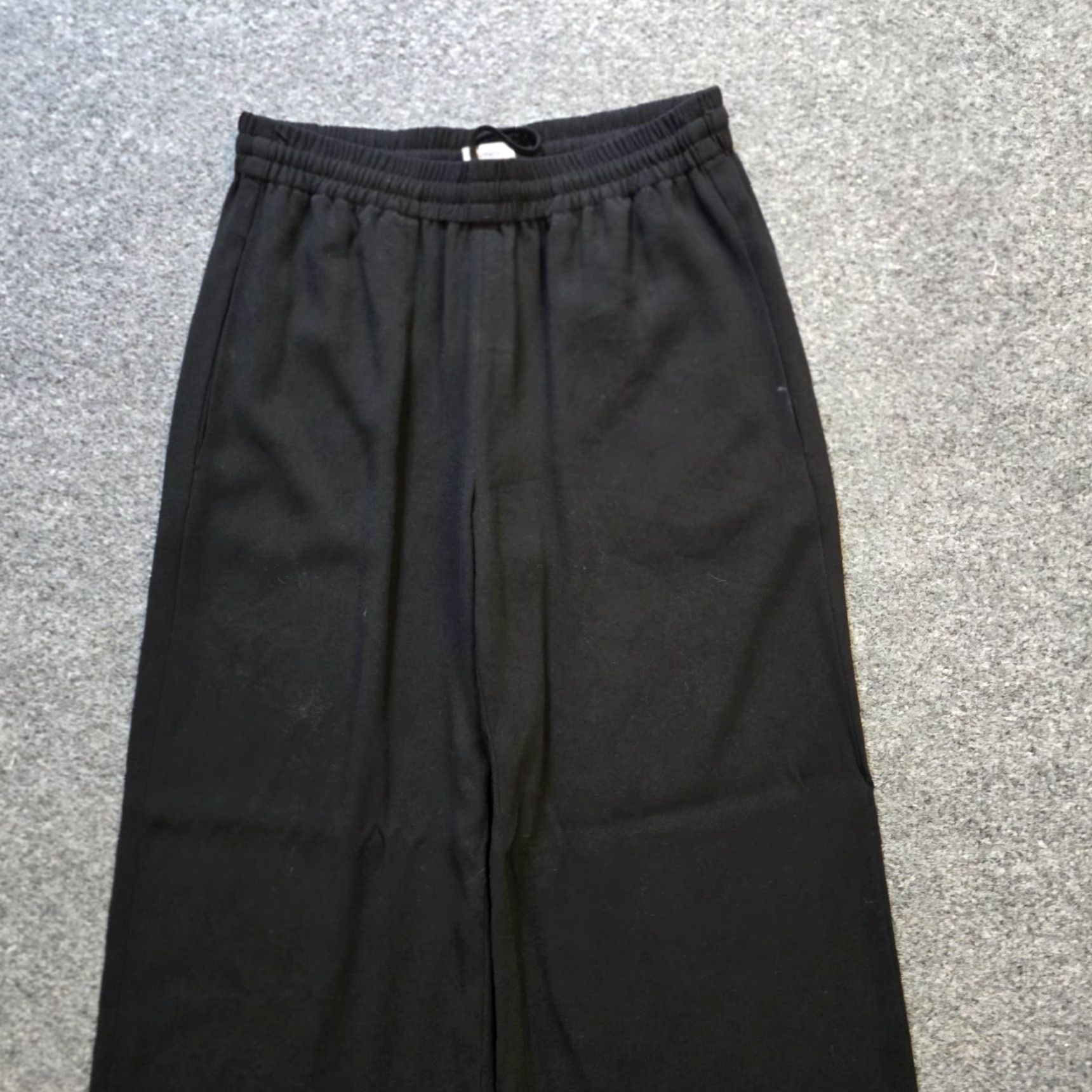 Vince Vince Pants Womens Size 0 Black Wide-Leg Pull On Pockets Casual Capsule Minimal Pants Wide-Leg 28in Inseam Womens Black Vince Pants Size 25" / US 0 / IT 36 - 2 Thumbnail