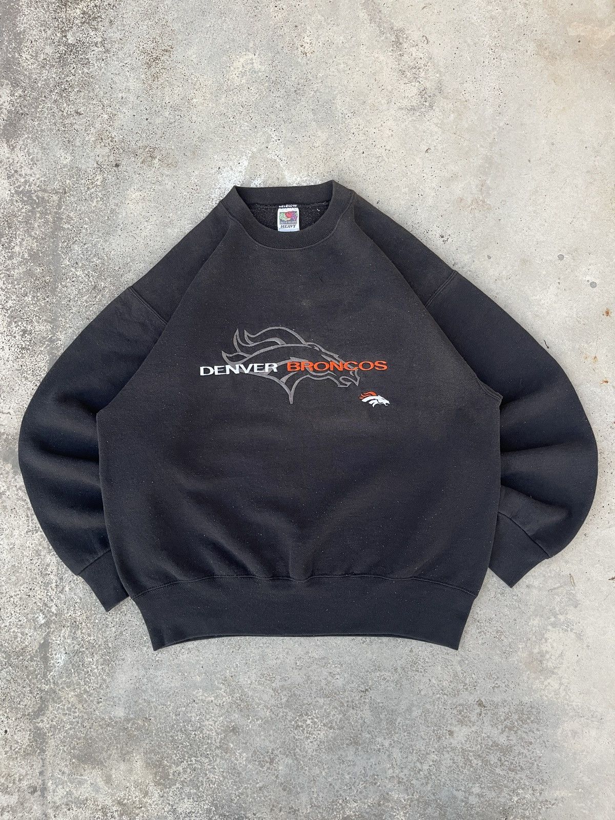 Fruit Of The Loom × Vintage Vintage 90’s Denver Broncos Sweatshirt Size US L / EU 52-54 / 3 - 1 Thumbnail