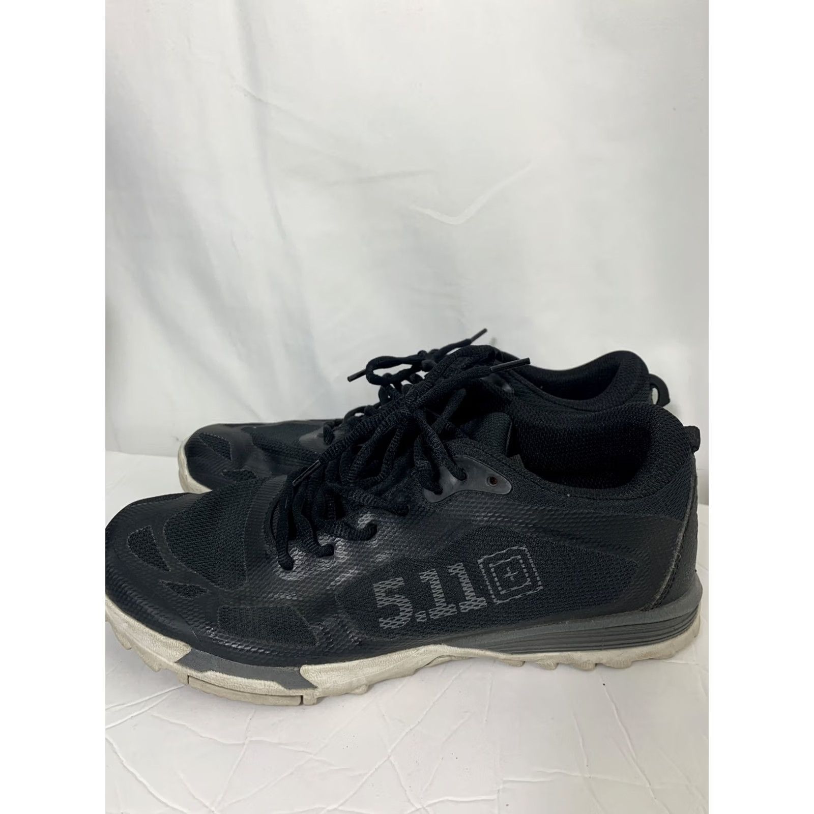 Vintage 511 Tactical Women's Abr Trainer Size 7.5 Black Low Top Black And White Sneaker Women US 7.5 Athletic Shoes Size M / US 6-8 / IT 42-44 - 5 Thumbnail