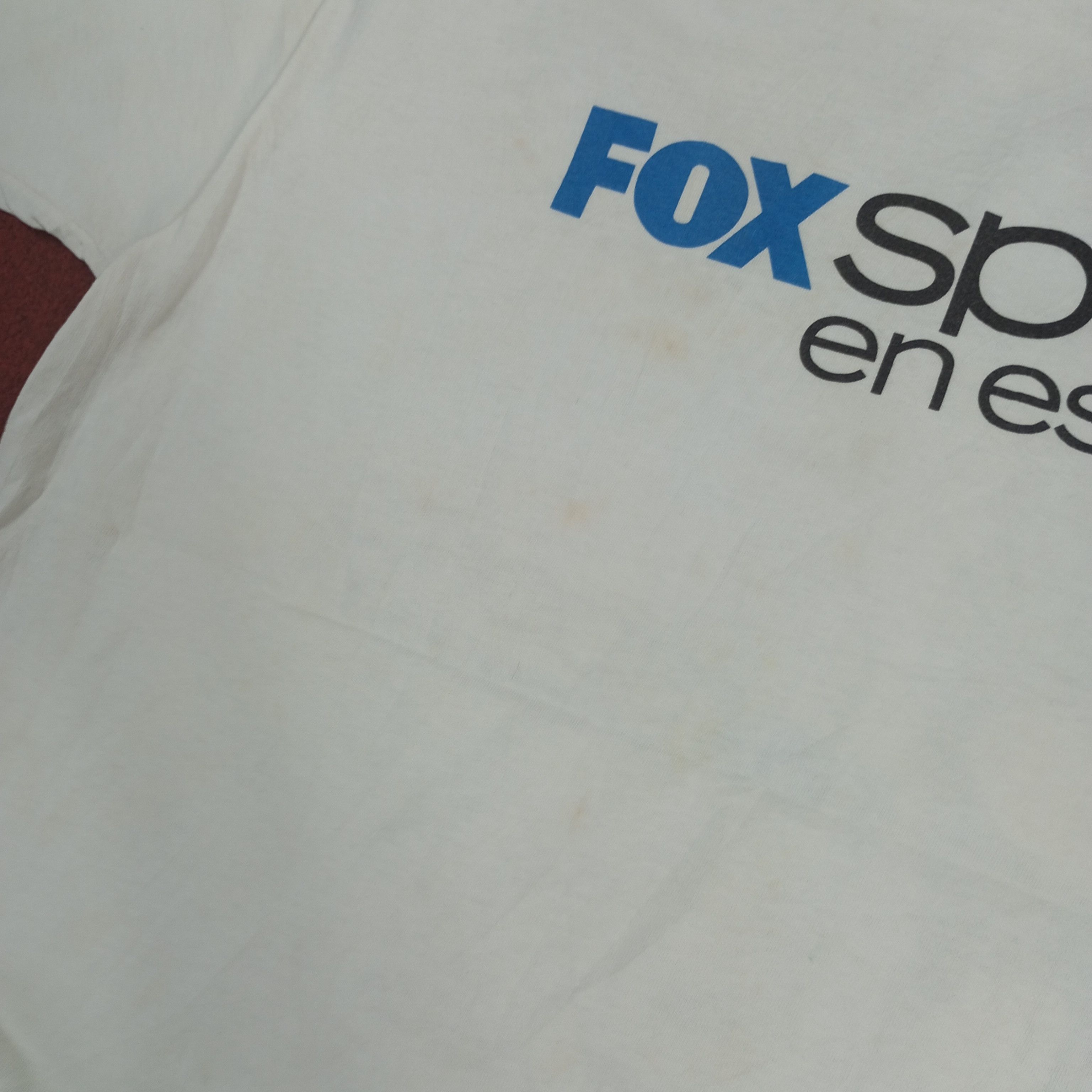 Vintage Fox Sports En Espanol Television Channel Promo Style Tshirt Size US L / EU 52-54 / 3 - 12 Thumbnail