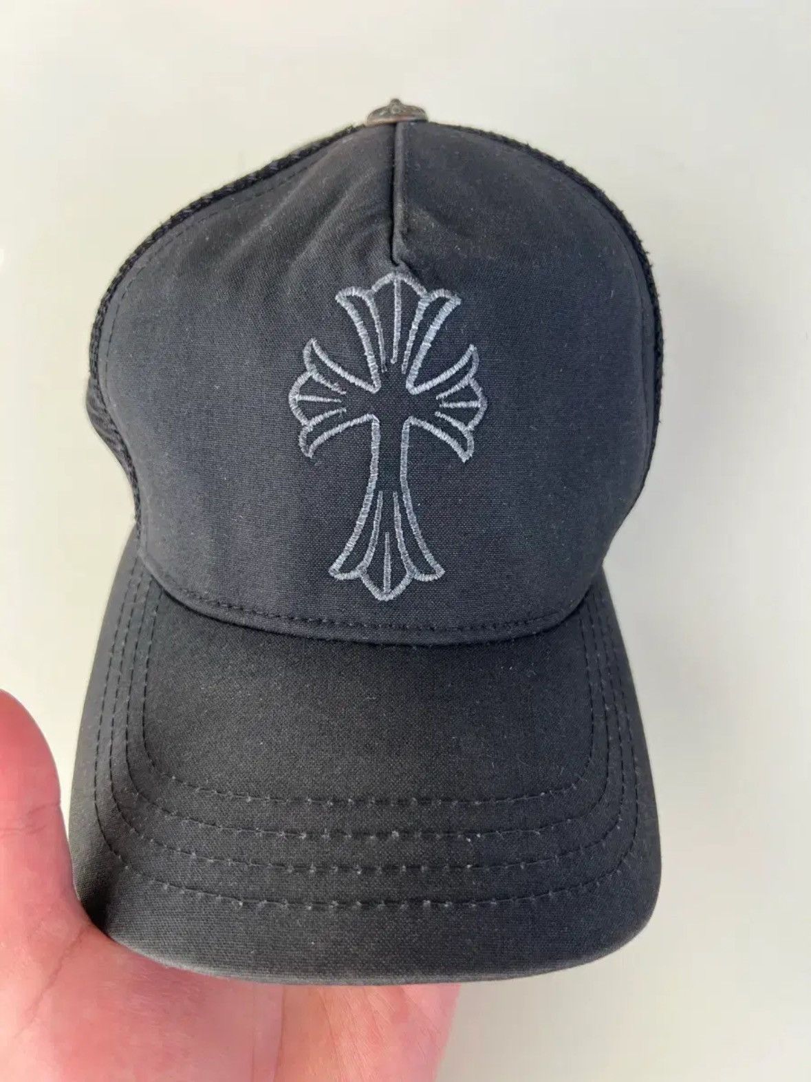 Chrome Hearts Cross Embroidered Mesh Trucker Hat Size ONE SIZE - 1 Thumbnail
