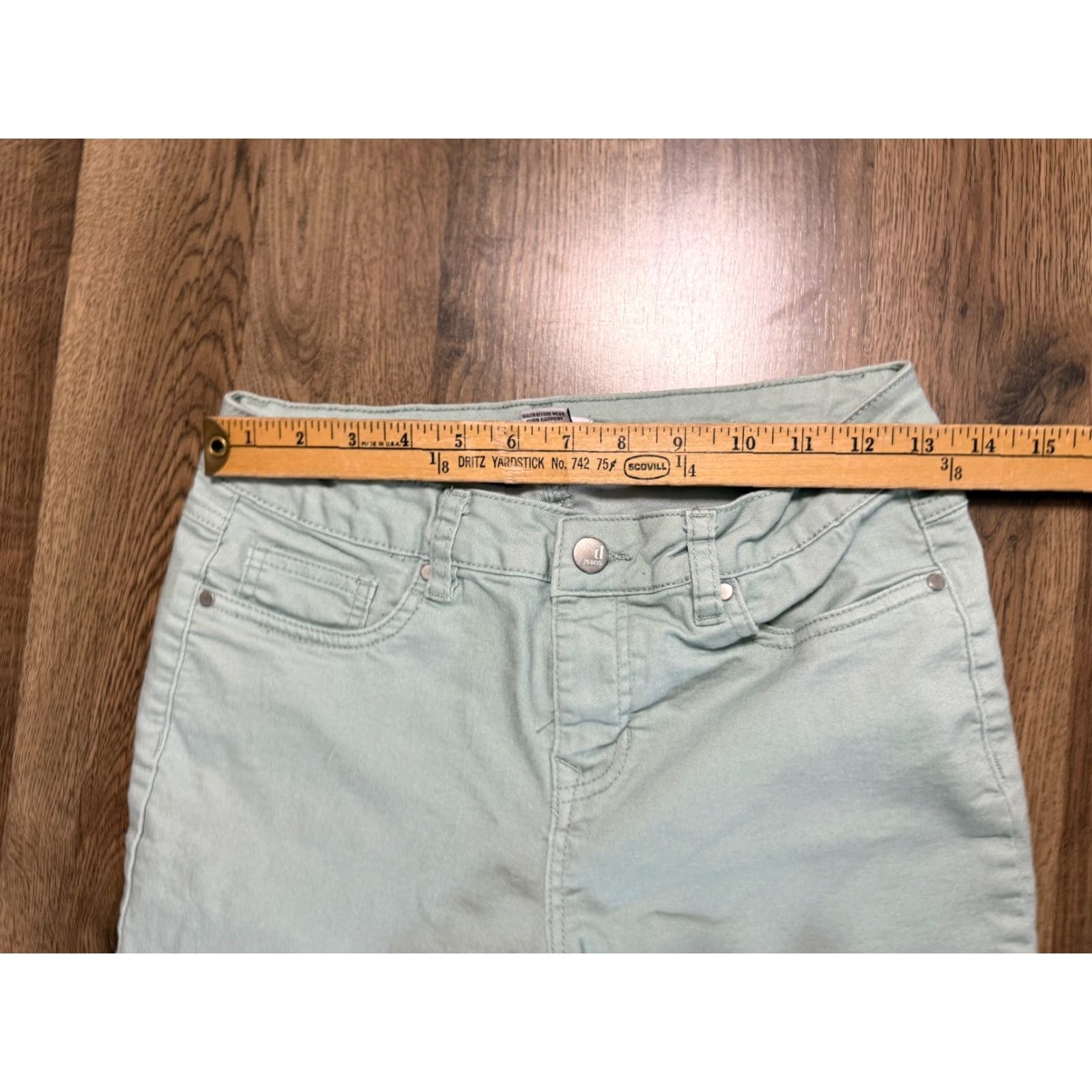 Vintage d. Jeans Women's Size 4 Green Capri Jeans Light Wash Pockets 5-Pocket Design Inseam 16 Regular Denim Cotton Vintage No N/A Size 27" / US 4 / IT 40 - 6 Thumbnail