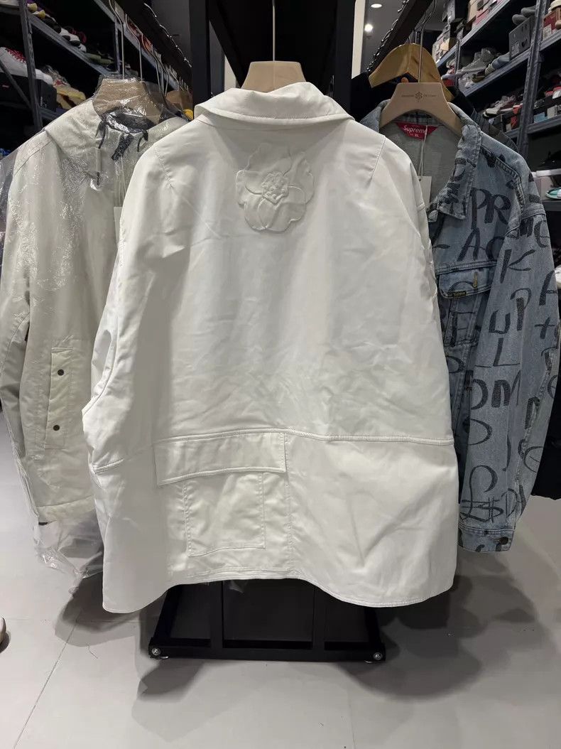 Versace Versace Three-dimensional relief floral coat Size US L / EU 52-54 / 3 - 2 Thumbnail