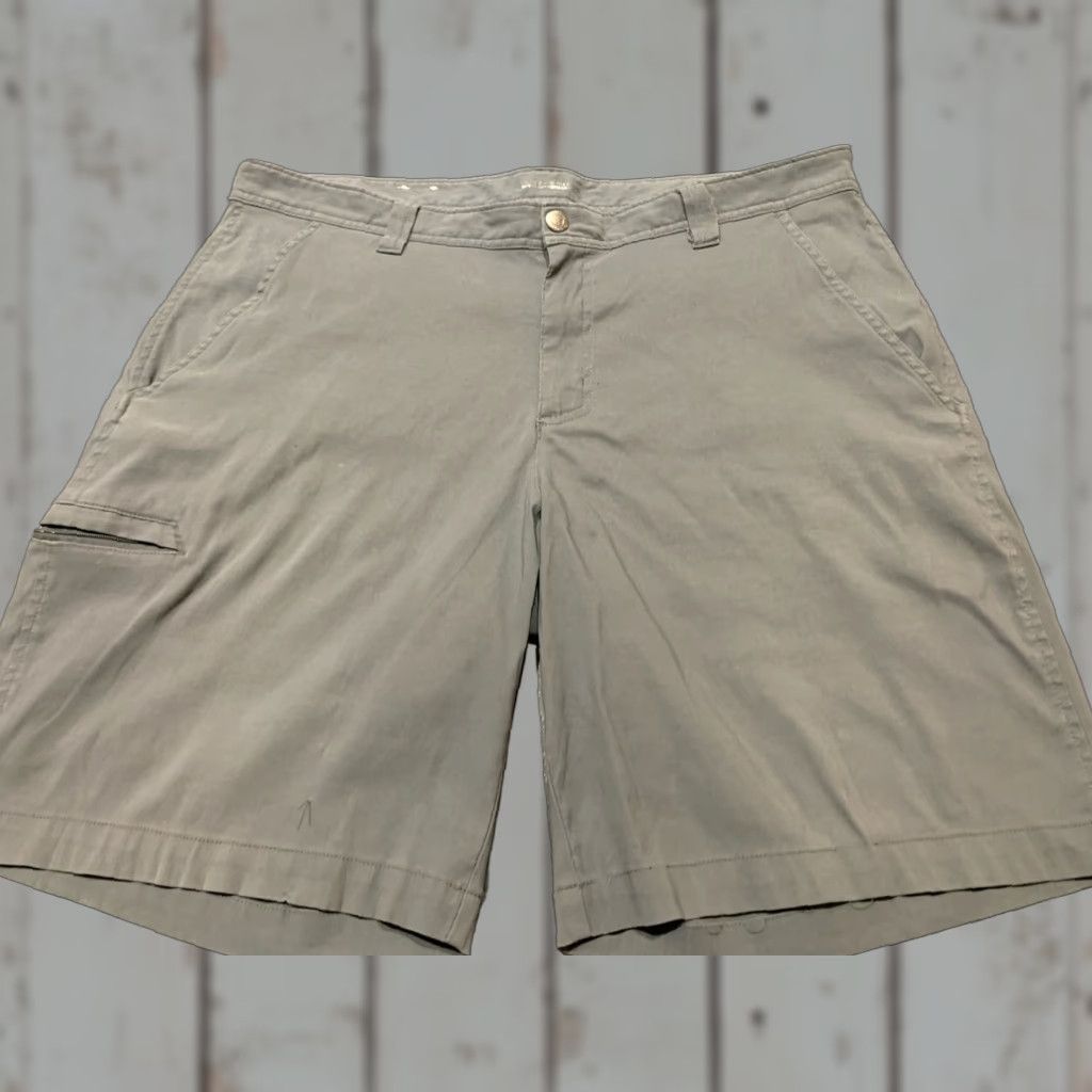Vintage Columbia Men's Cargo Shorts 38 Inch Waist Gray Casual Outdoor Hiking Cotton Regular Fit Size US 38 / EU 54 - 1 Thumbnail