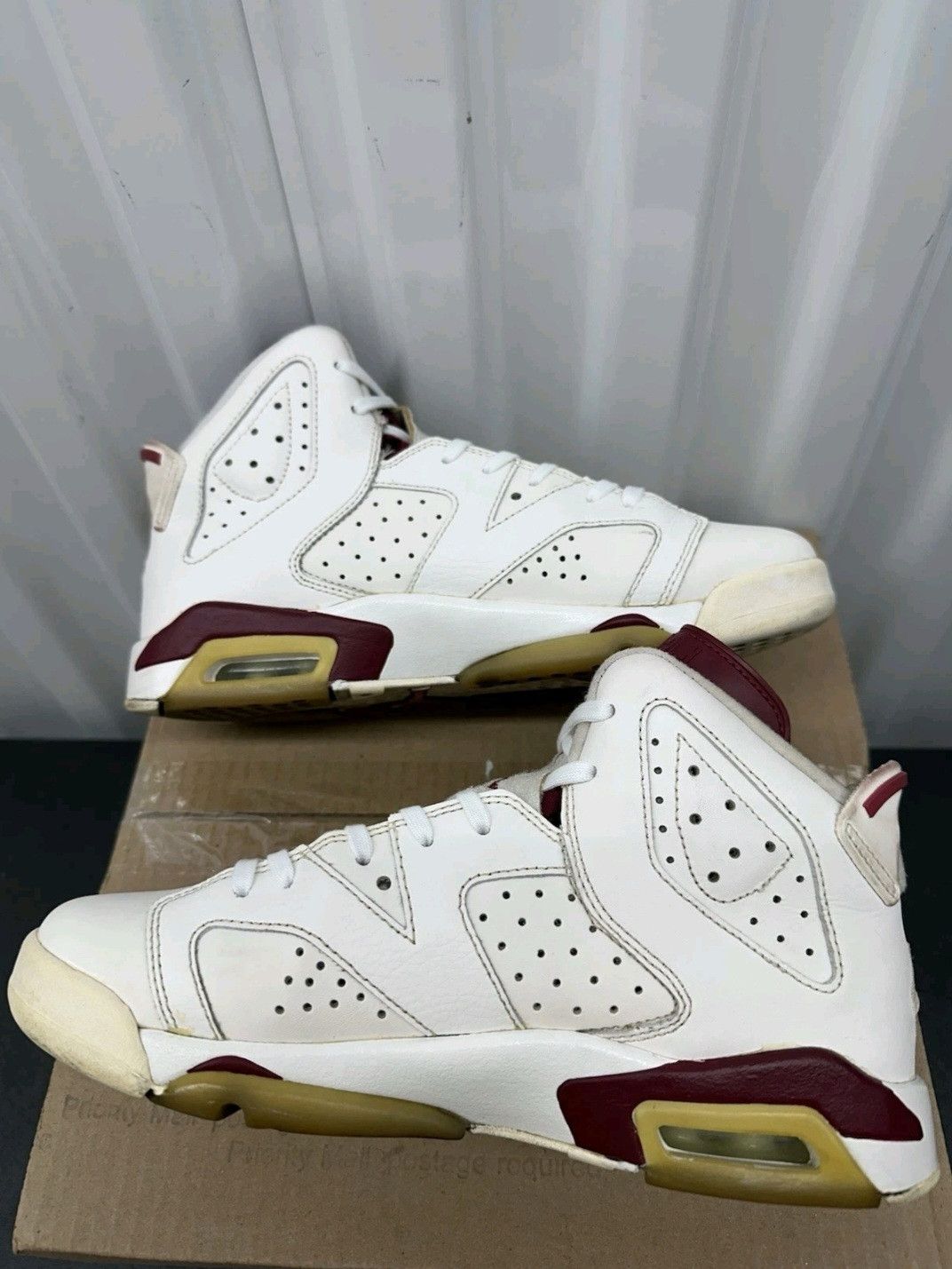 Nike Nike Air Jordan Retro 6 OG BG Maroon 2015 Size 6.5Y Size US 6.5 / EU 39-40 - 4 Thumbnail