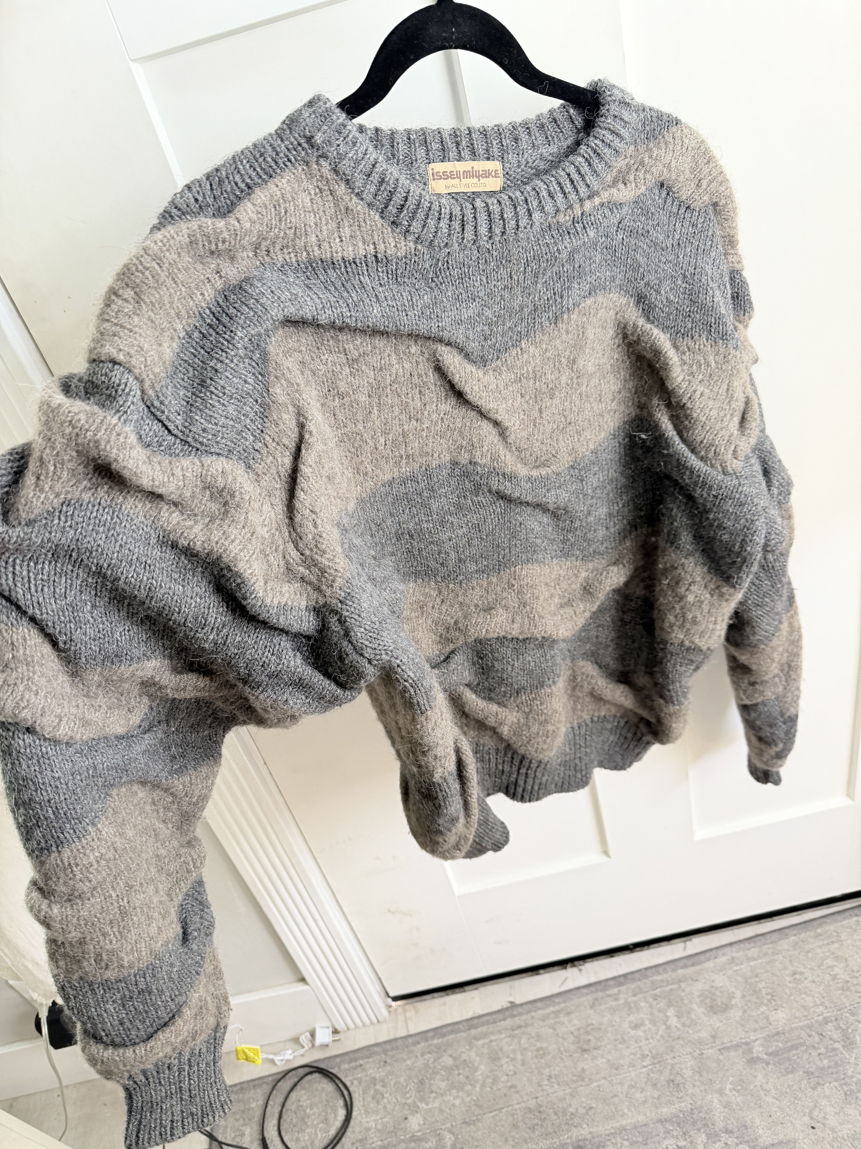 Issey Miyake RARE Vintage Issey Miyake Sweater Japan Size US L / EU 52-54 / 3 - 3 Thumbnail