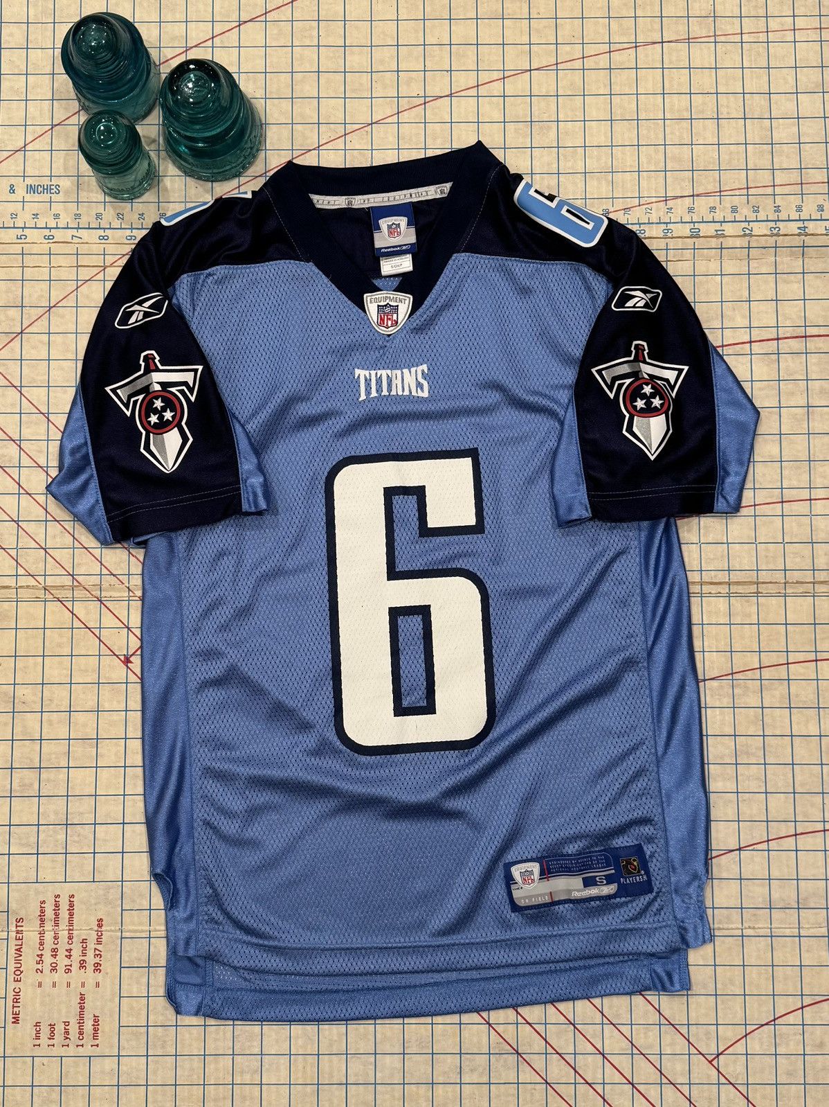 Reebok Reebok NFL Tennessee Titans Football Jerseys Mens Size Small Size US S / EU 44-46 / 1 - 7 Thumbnail