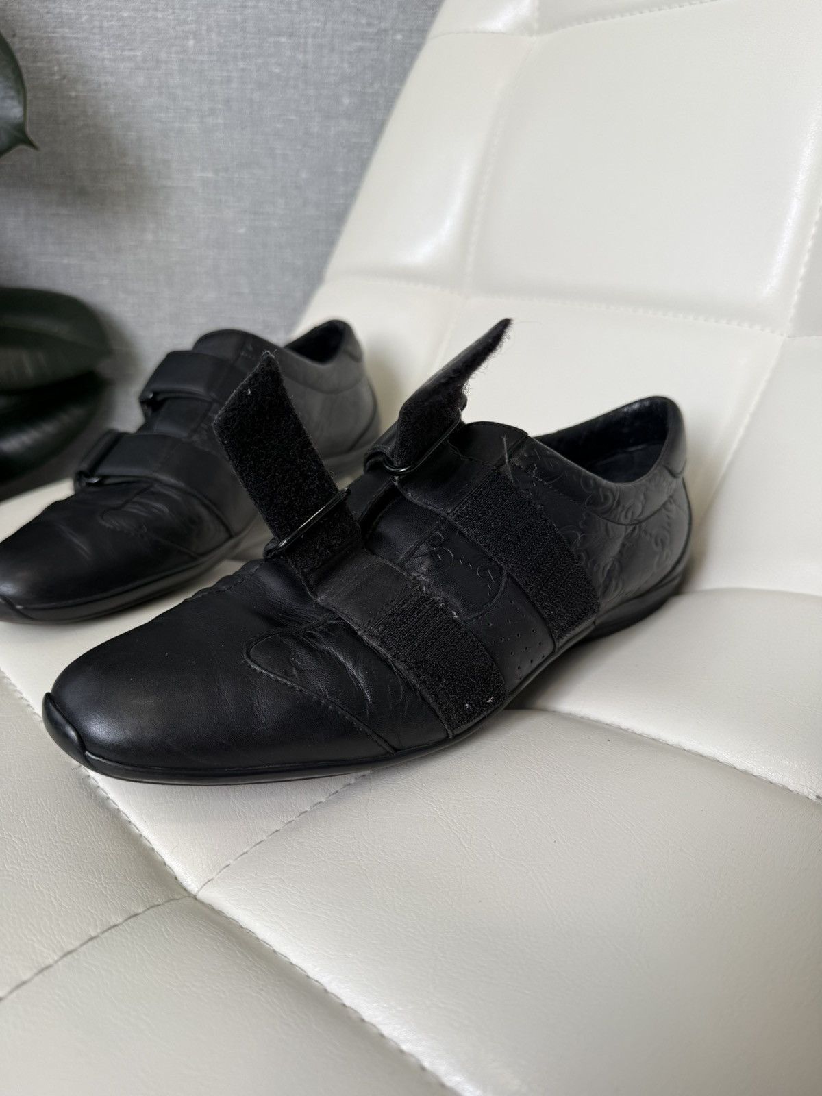 Gucci Gucci GG Guccissima Monogram Black Leather Sneakers (121830) Size US 7 / IT 37 - 17 Thumbnail