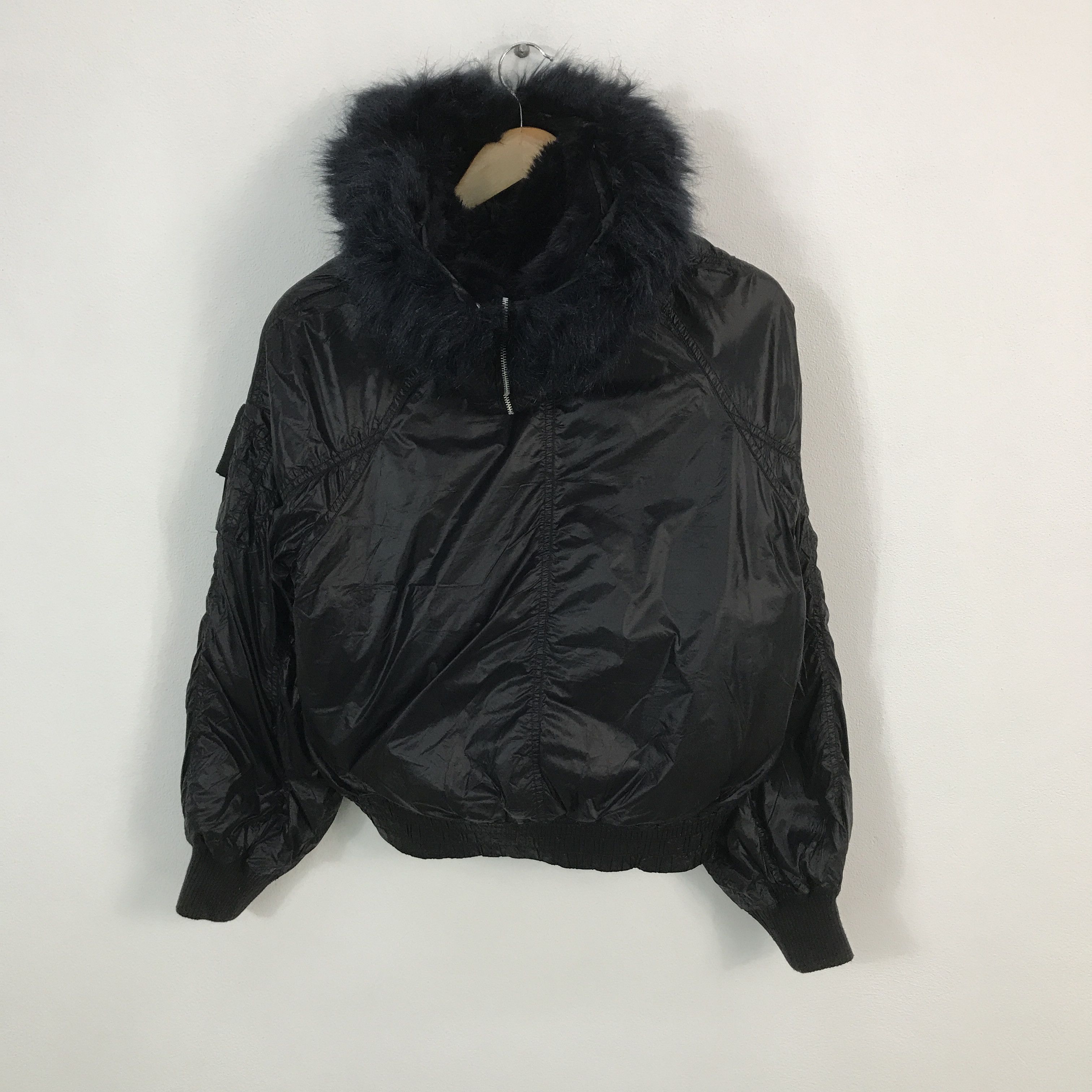 Japanese Brand alicia pageboy Japan design puffer fur hoodies jacket Size US L / EU 52-54 / 3 - 2 Thumbnail
