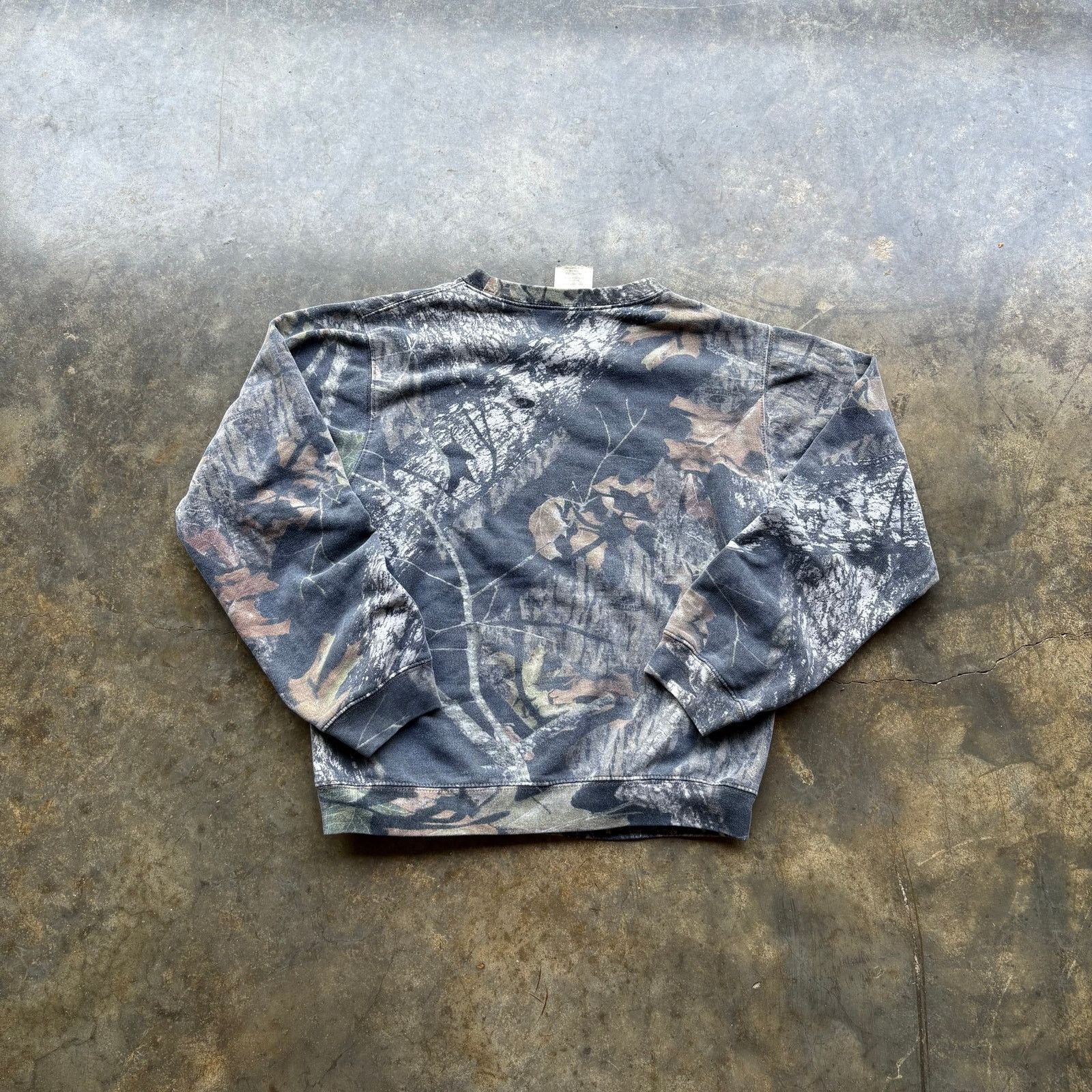 Mossy Oaks Vintage 90s Mossy oaks faded camo sweatshirt Size US S / EU 44-46 / 1 - 4 Thumbnail