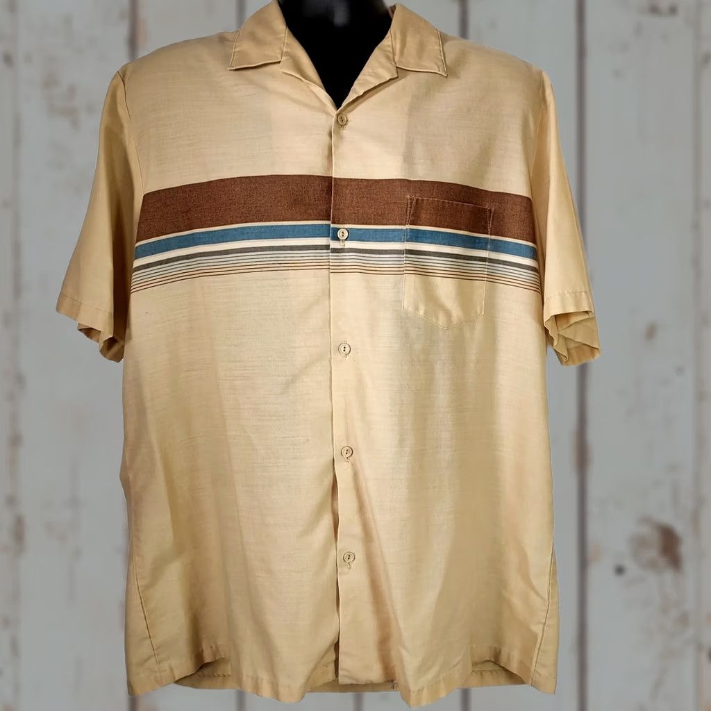 Vintage VINTAGE Triumph Shirt Button-Up XL Adult Short Sleeve Brown & Blue EUC Mens Size US XL / EU 56 / 4 - 1 Thumbnail