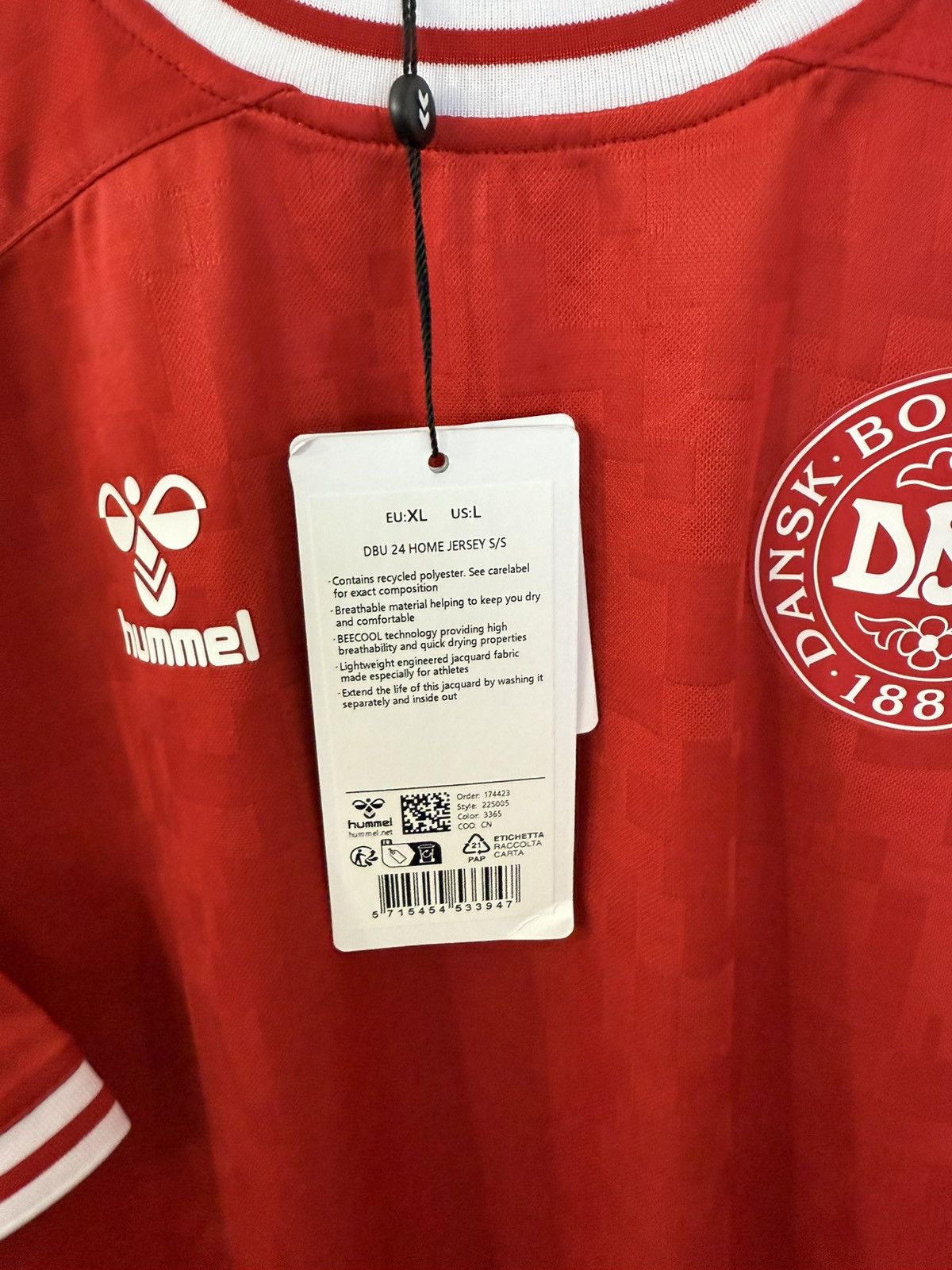 Hummel Hummel Denmark 2024/25 Home Jersey - Euro 2024 Edition Size US XL / EU 56 / 4 - 4 Thumbnail