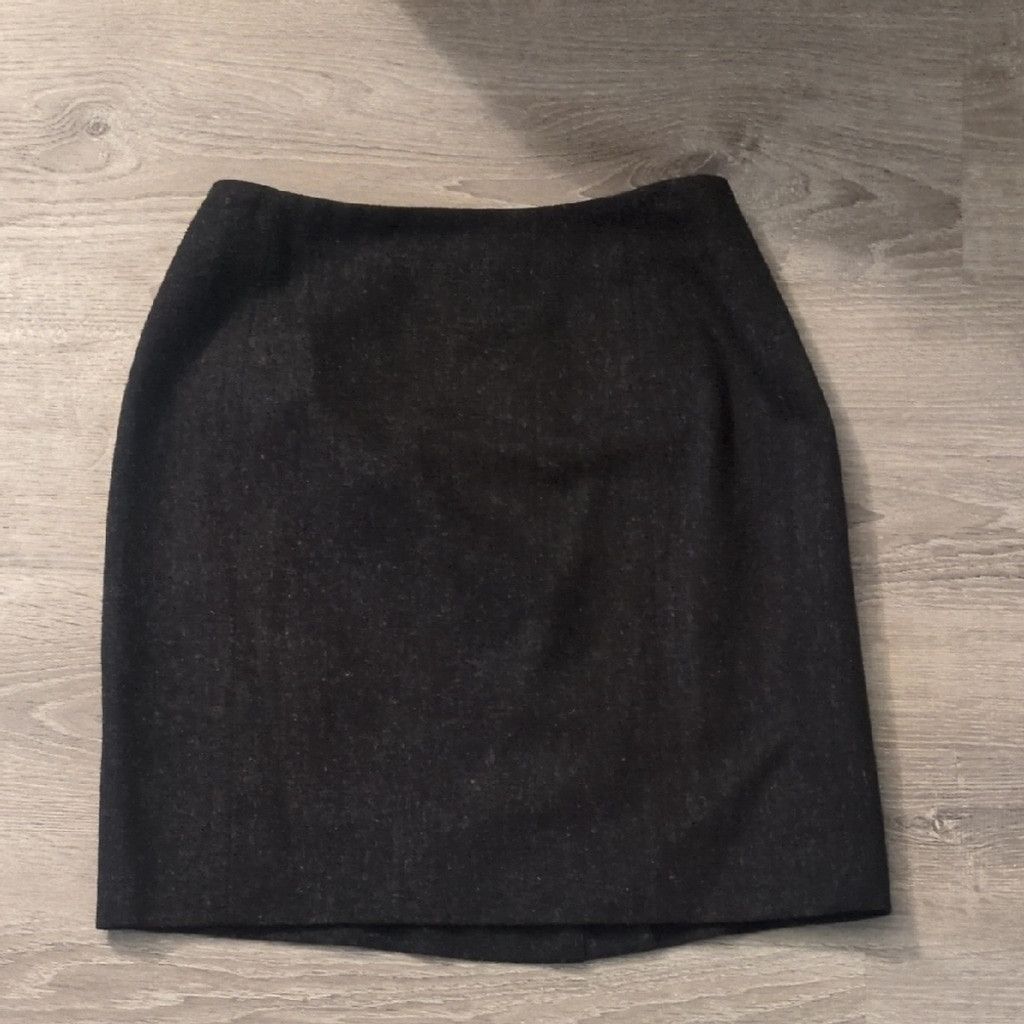 Other KGR Coal Merino Wool Pencil Skirt Size 8 Size 30" / US 8 / IT 44 - 1 Thumbnail