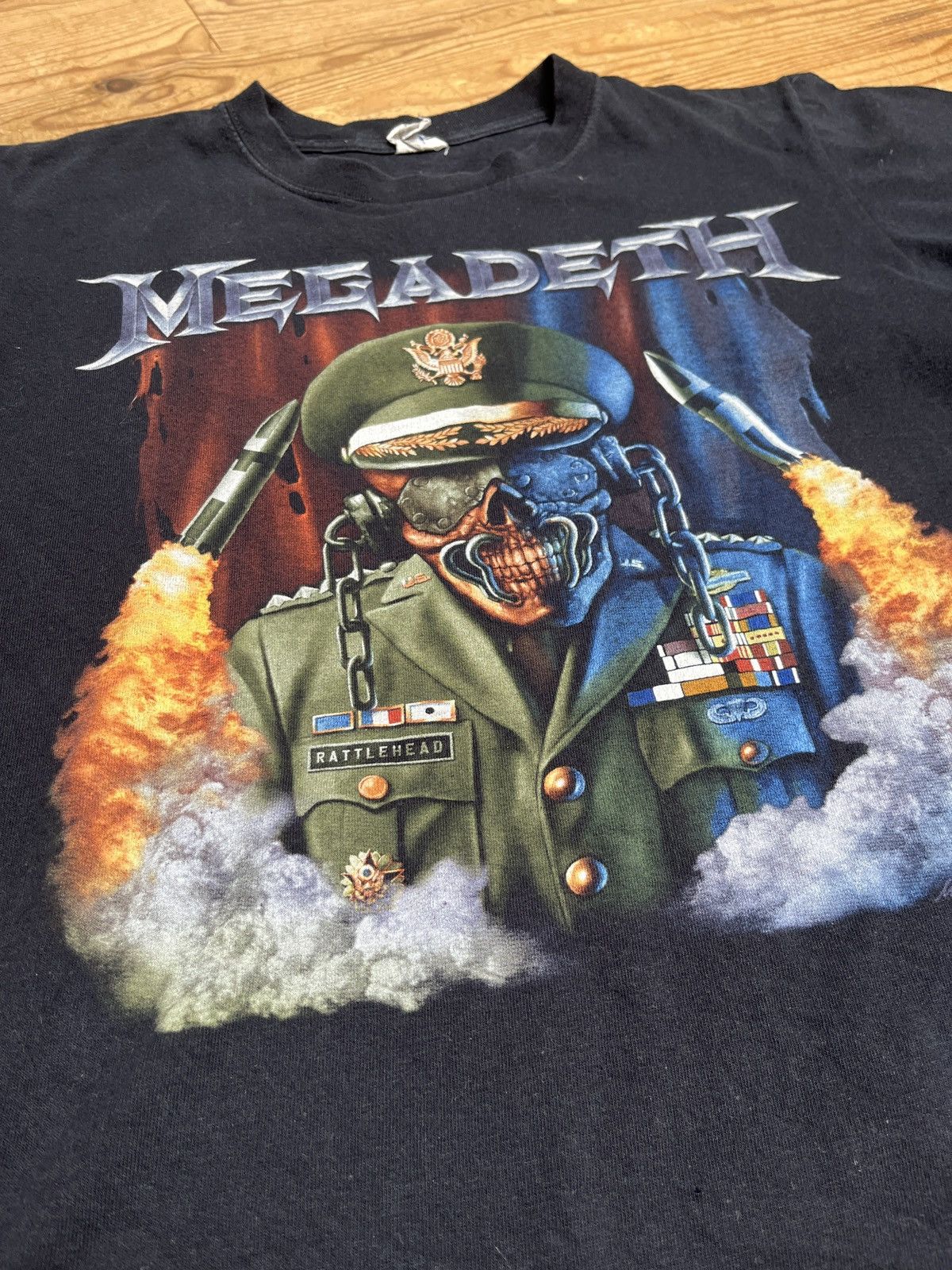 Band Tees Megadeth rattlehead vintage Tee Size US M / EU 48-50 / 2 - 2 Thumbnail