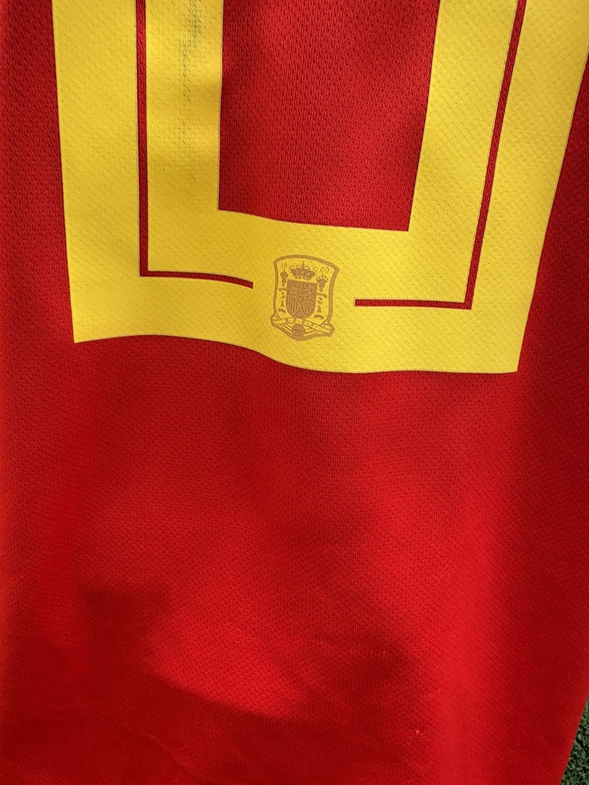 Adidas Iniesta spain jersey Size US M / EU 48-50 / 2 - 3 Thumbnail