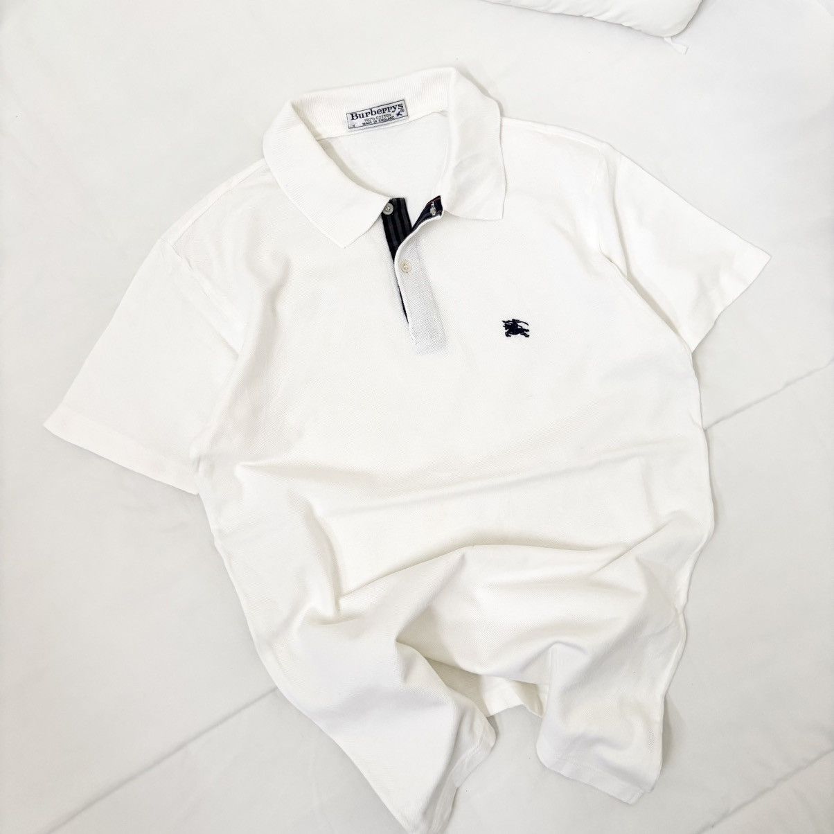 Burberry Burberry Embroidered Polo Shirt Size US S / EU 44-46 / 1 - 1 Thumbnail