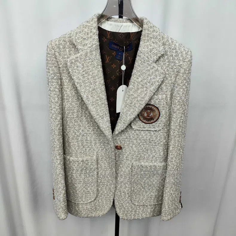 Louis Vuitton Louis Vuitton Tweed two-pocket blazer Size XS / US 0-2 / IT 36-38 - 1 Thumbnail