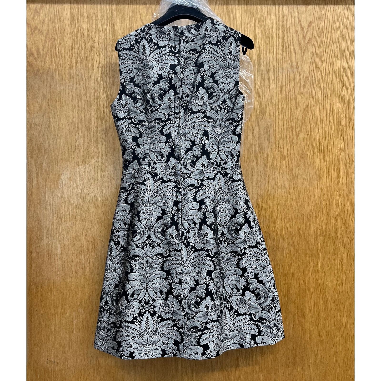 Dolce & Gabbana DOLCE & GABBANA Silver Jacquard Sleeveless Mini Dress 46 XL Size L / US 10 / IT 46 - 6 Thumbnail