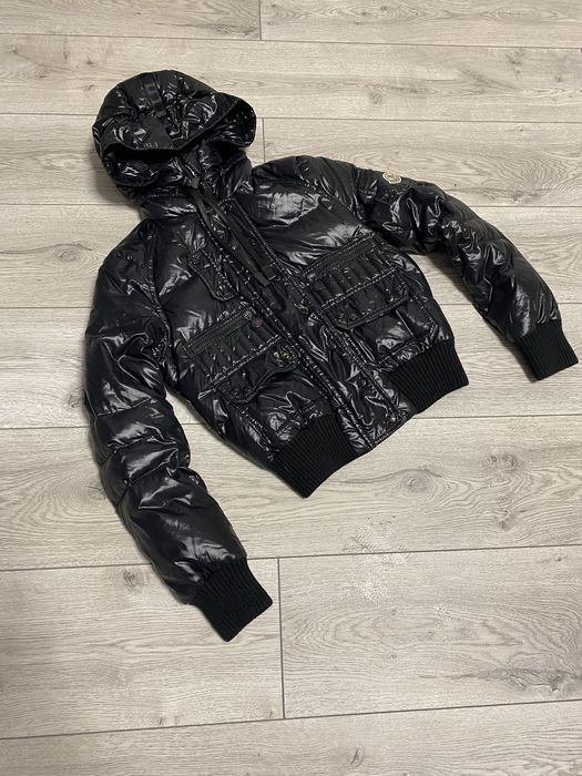 Moncler best sale jacket xs