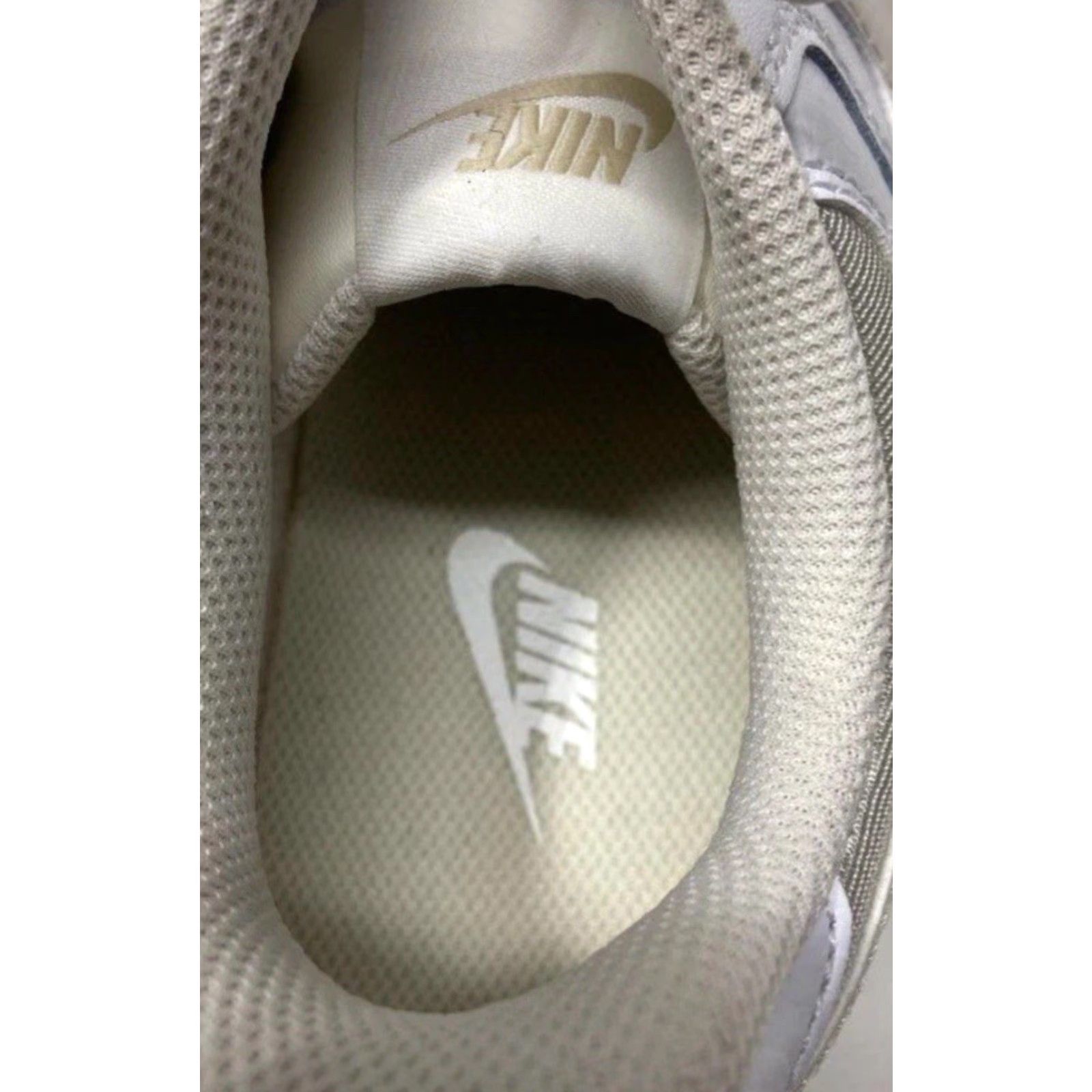 Nike Women's Nike Gamma Force All White Low Top Sneakers DX9176-100 Size 8 Shoes Casual Leather White Womens Nike Gamma Force Sneakers Size US 8 / IT 38 - 4 Thumbnail