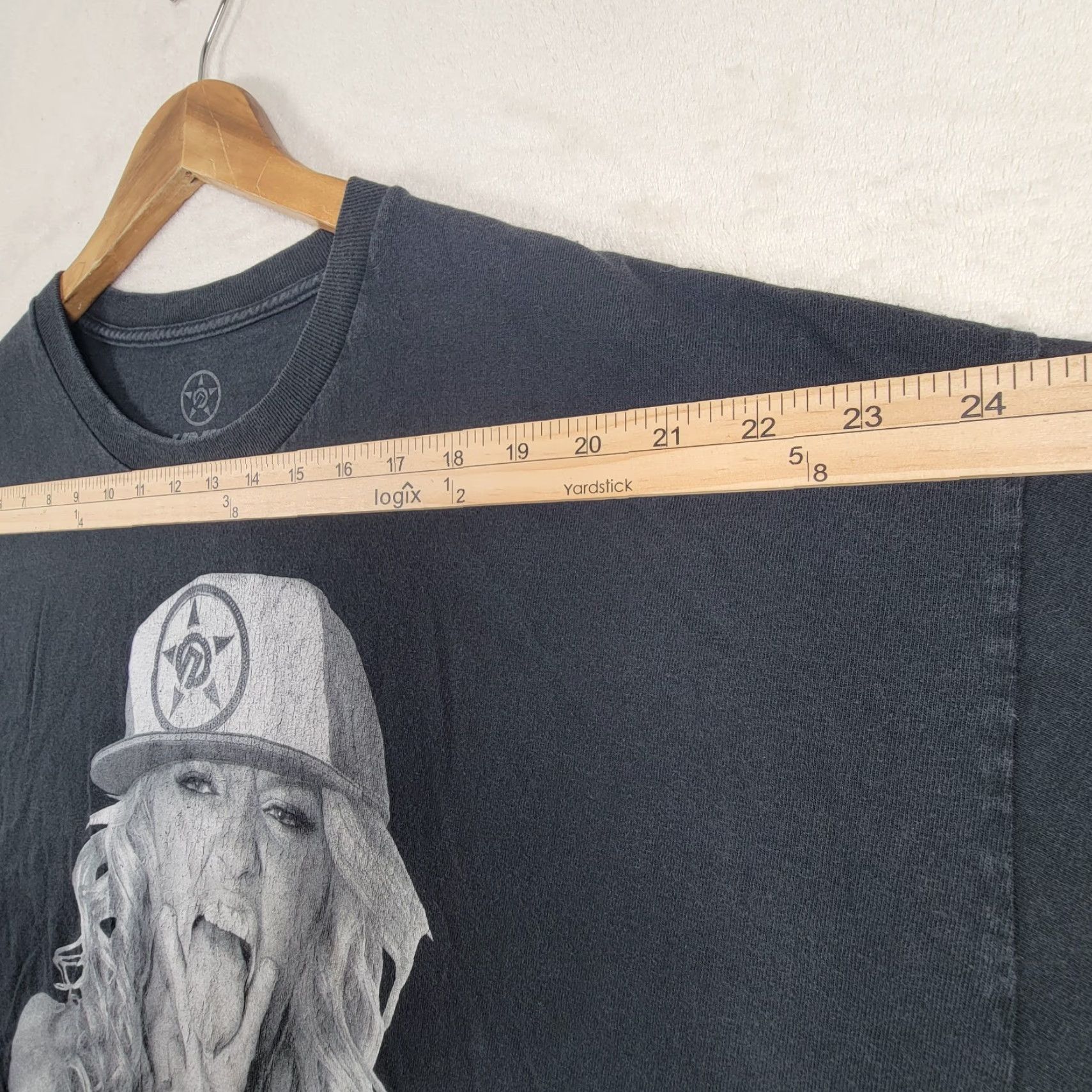 Vintage VINTAGE Retro Y2K Unit Graphic T Shirt Black 2XL Men Regular Cotton Grunge Street Wear Size US XXL / EU 58 / 5 - 7 Thumbnail