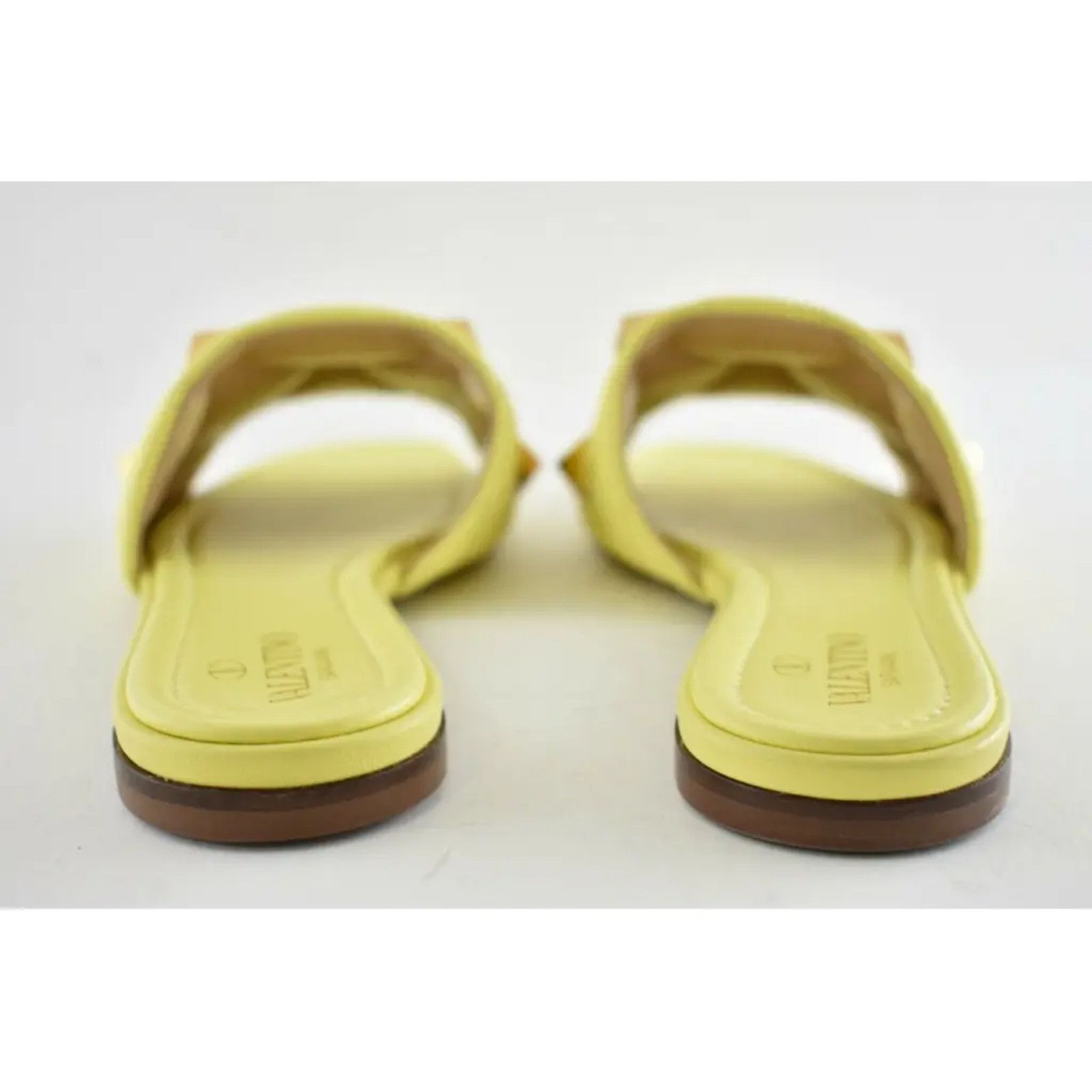 Valentino Valentino Rockstud Roman Stud Lime Yellow Leather Quilted Size US 5 / IT 35 - 11 Thumbnail