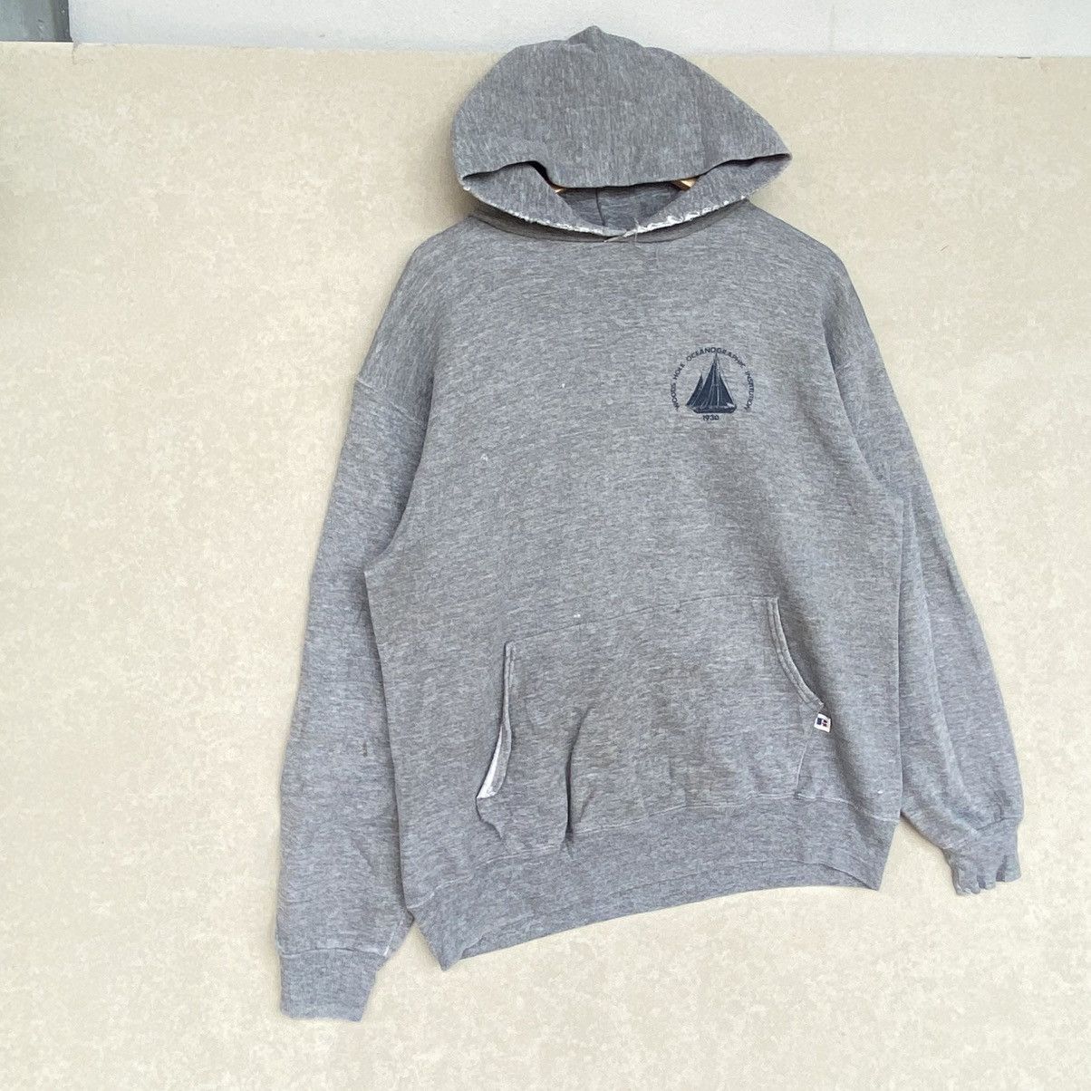 Other Vintage Russell Athletic Ocean Graphic Logo Hoodie Sweater Size US L / EU 52-54 / 3 - 3 Thumbnail