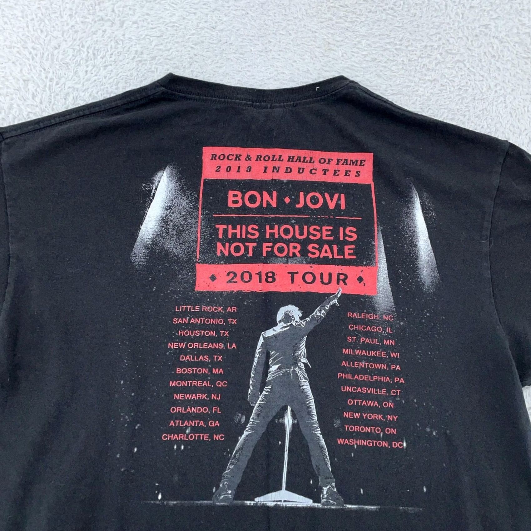 Vintage Bon Jovi Concert Shirt Mens M/L Black This House Is Not For Sale 2018 Tour Band Shirt Size US M / EU 48-50 / 2 - 4 Thumbnail