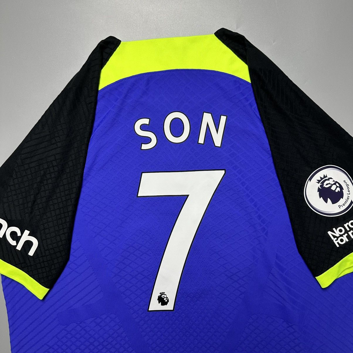 Nike TOTTENHAM NIKE 2022/2023 FOOTBALL AWAY JERSEY #7 SON Size US XL / EU 56 / 4 - 8 Thumbnail
