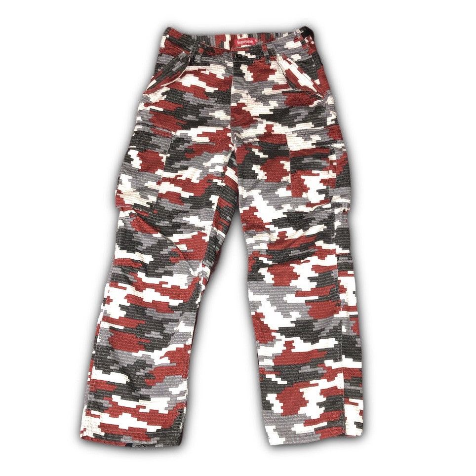 image of Supreme Digi Camo Cargo Pants Size 30, Men's