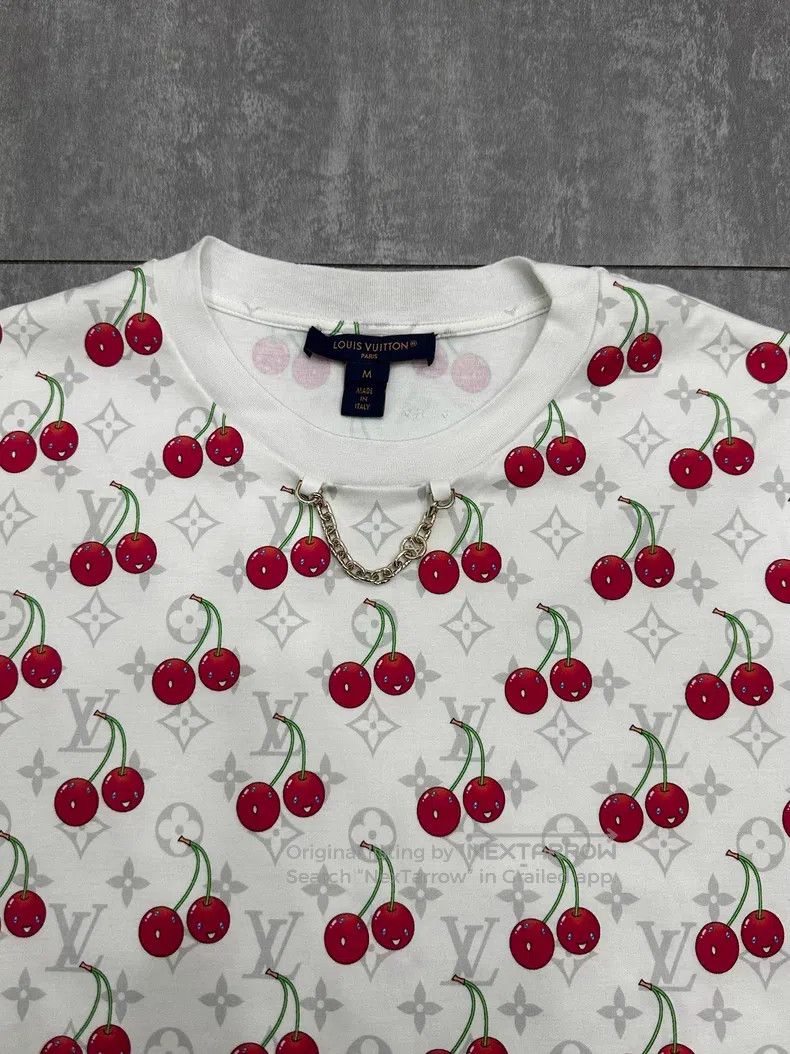 Louis Vuitton Louis Vuitton 25 New Cherry Chain Short Sleeve Size US M / EU 48-50 / 2 - 3 Thumbnail