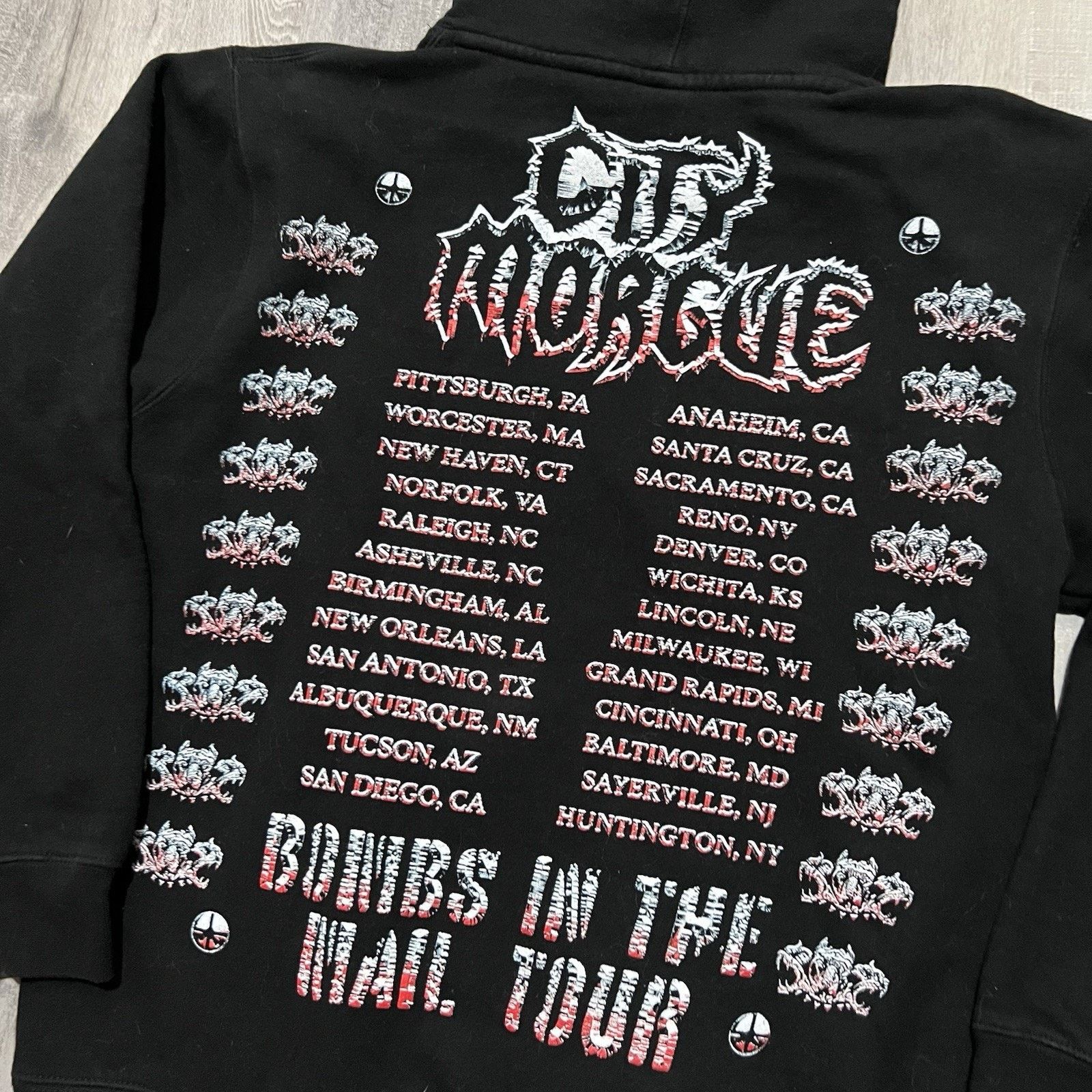 City Morgue City Morgue Bombs in the Mail Tour Hoodie Hip Hop NYC 2024 Size US M / EU 48-50 / 2 - 4 Thumbnail