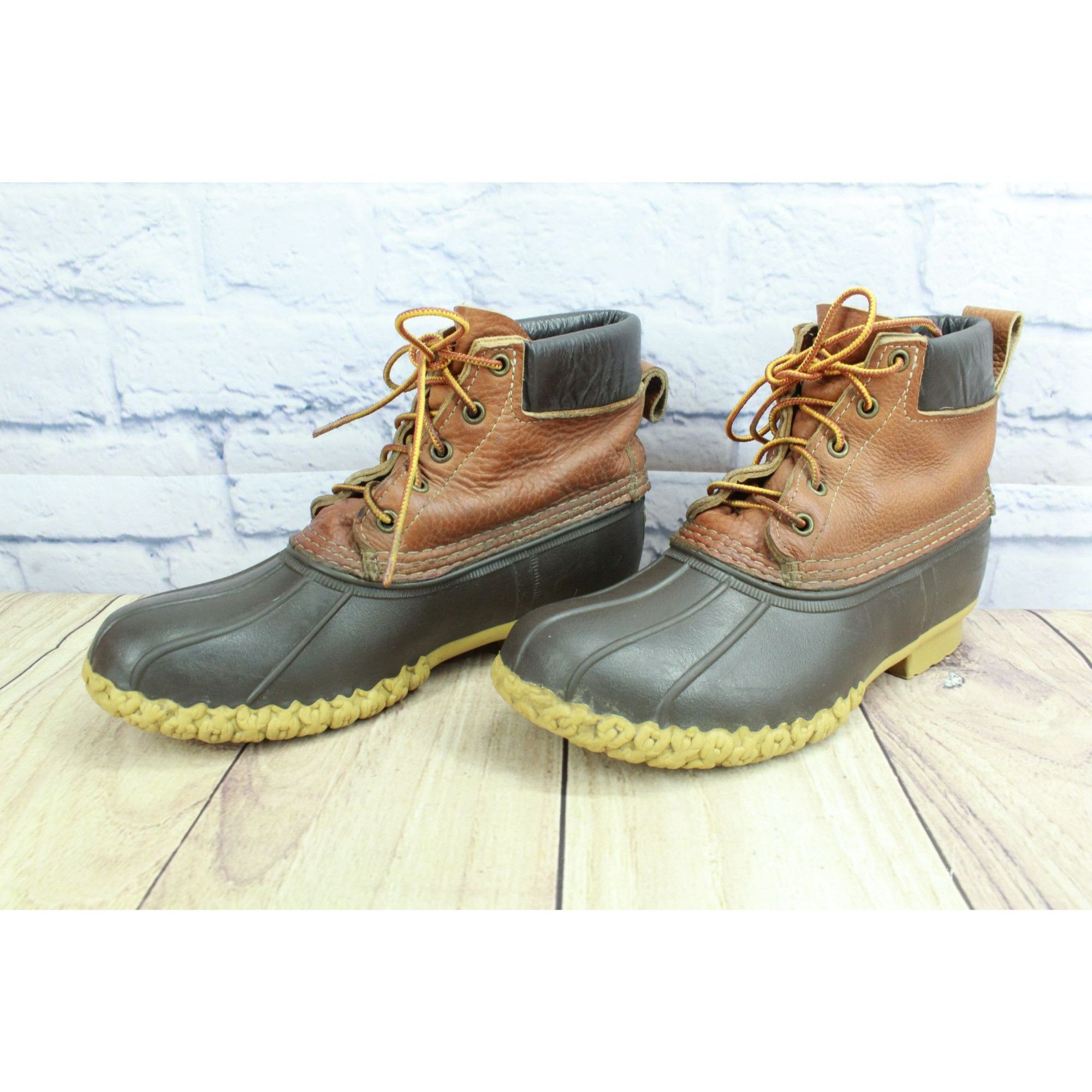 L.L. Bean LL Bean Brown Leather Waterproof Duck Boots Women's Size 9 Size US 9 / IT 39 - 2 Thumbnail
