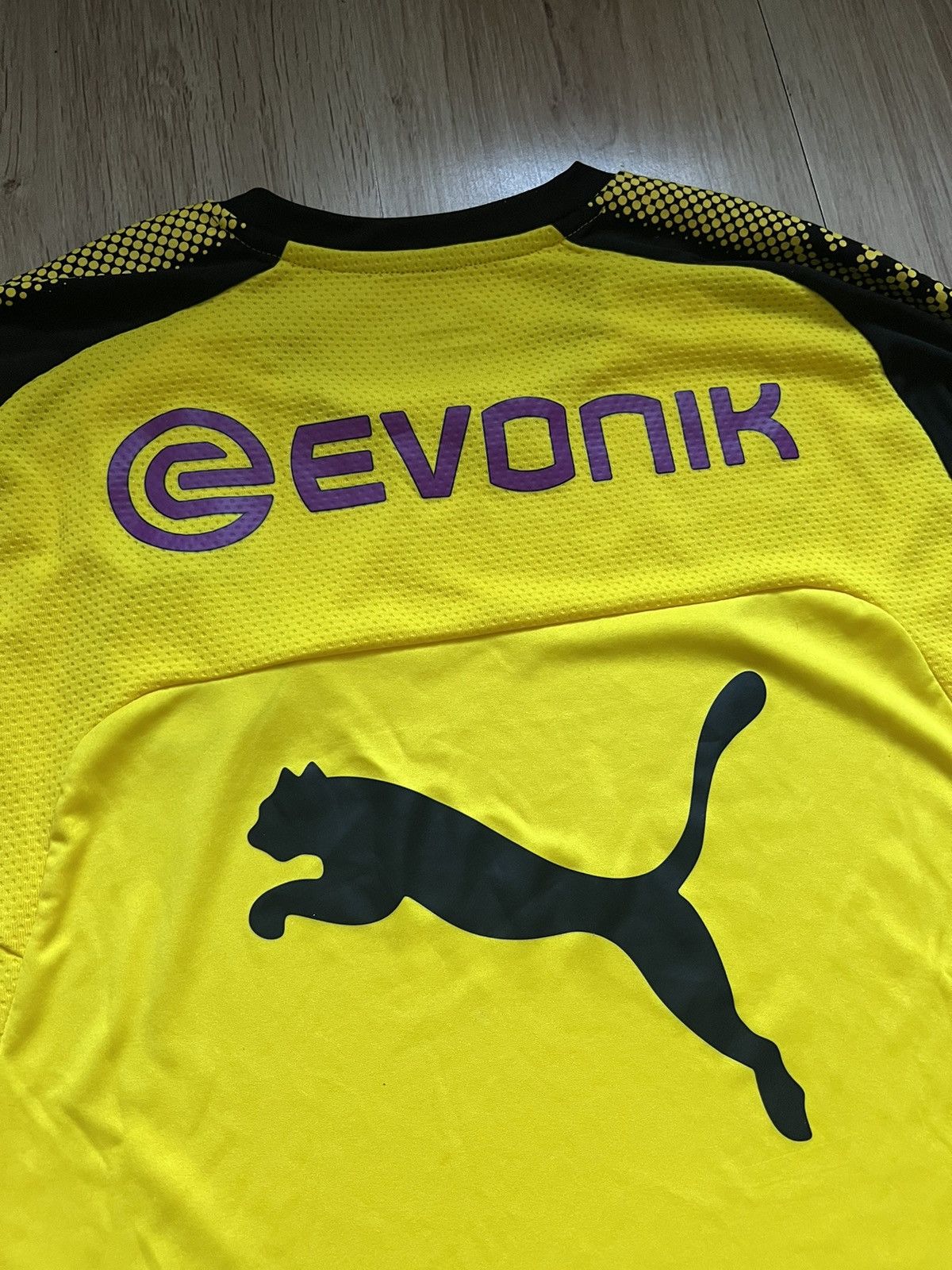 Puma 2017-18 BVB Borussia Dortmund Puma Training L/S Shirt Jersey Size US L / EU 52-54 / 3 - 3 Thumbnail
