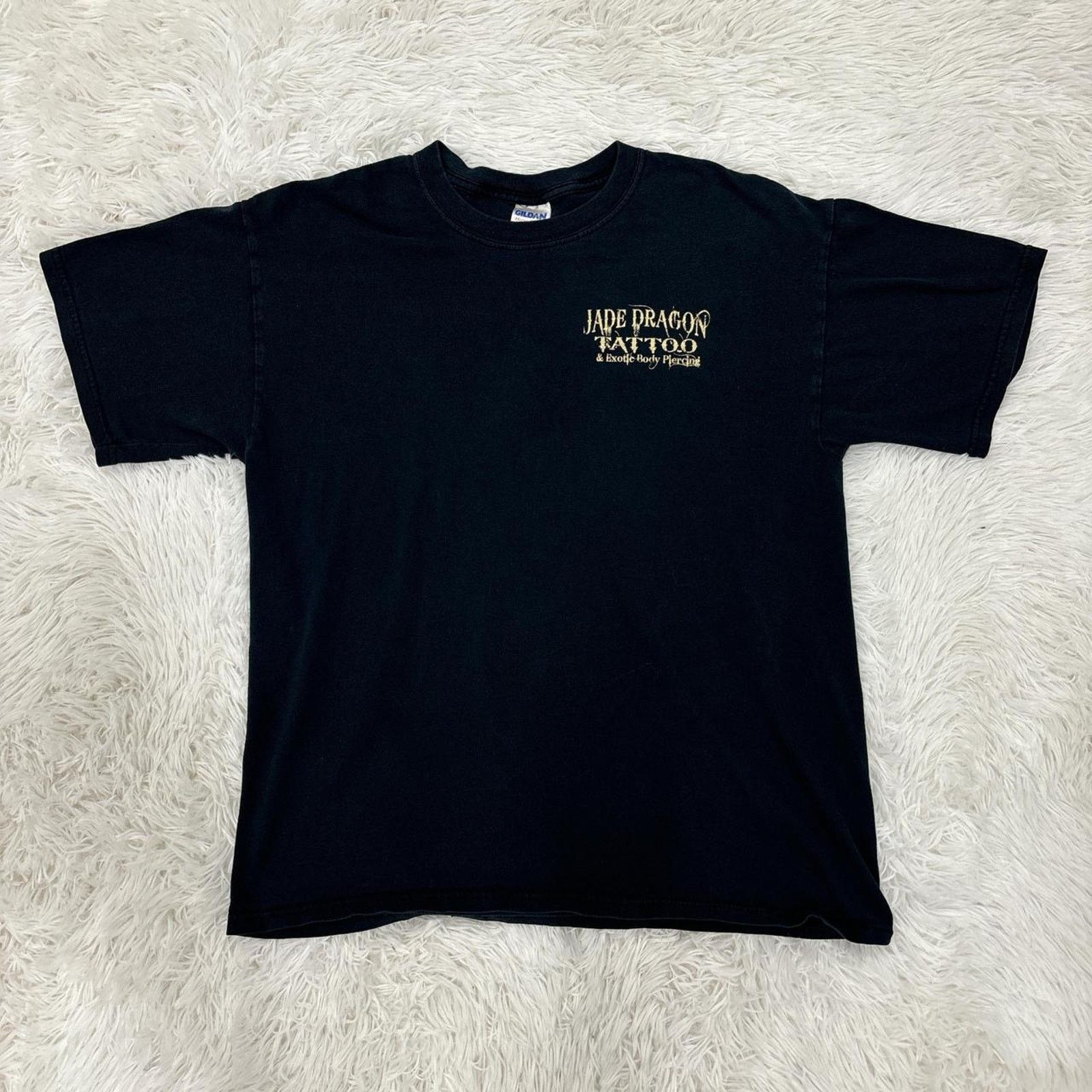 Gildan Tattoo shop graphic tshirt Size US L / EU 52-54 / 3 - 2 Thumbnail