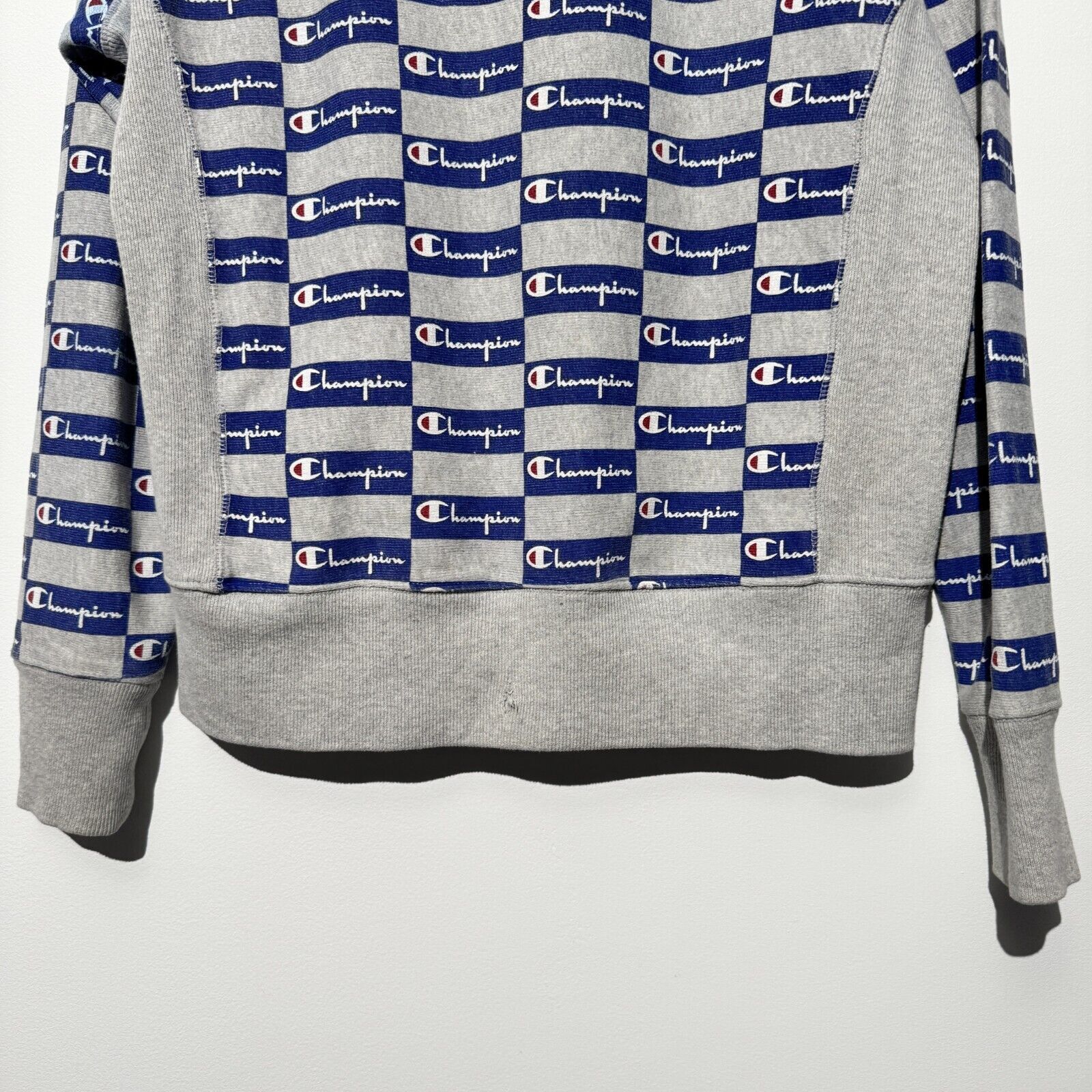 Champion × Vintage Vintage Champion Unisex Gray Cotton Crewneck Size M 90s Size US M / EU 48-50 / 2 - 10 Thumbnail