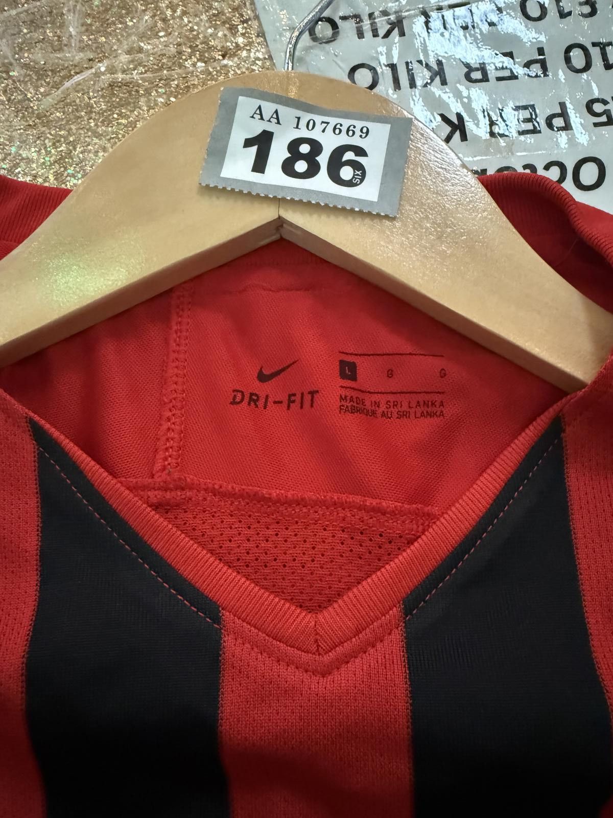 Nike Nike Ewell Lions FC Soccer Jersey Red and Black Striped Size Size US L / EU 52-54 / 3 - 4 Thumbnail