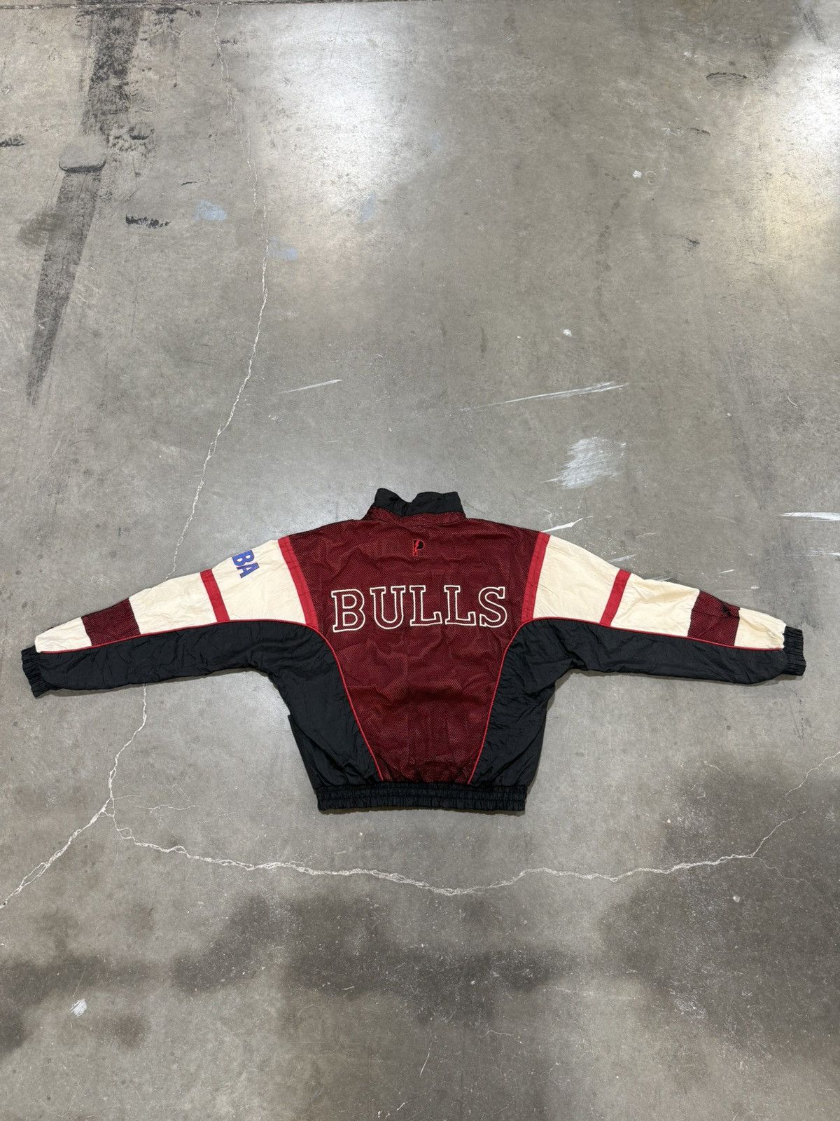 Vintage Vintage Bulls Mesh Jacket Size US M / EU 48-50 / 2 - 2 Thumbnail