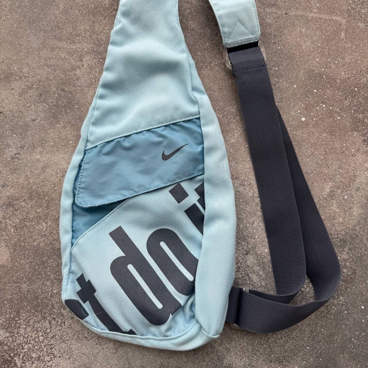 Nike Nike Vintage Y2K Gorpcore Sling Bag Size ONE SIZE - 4 Thumbnail