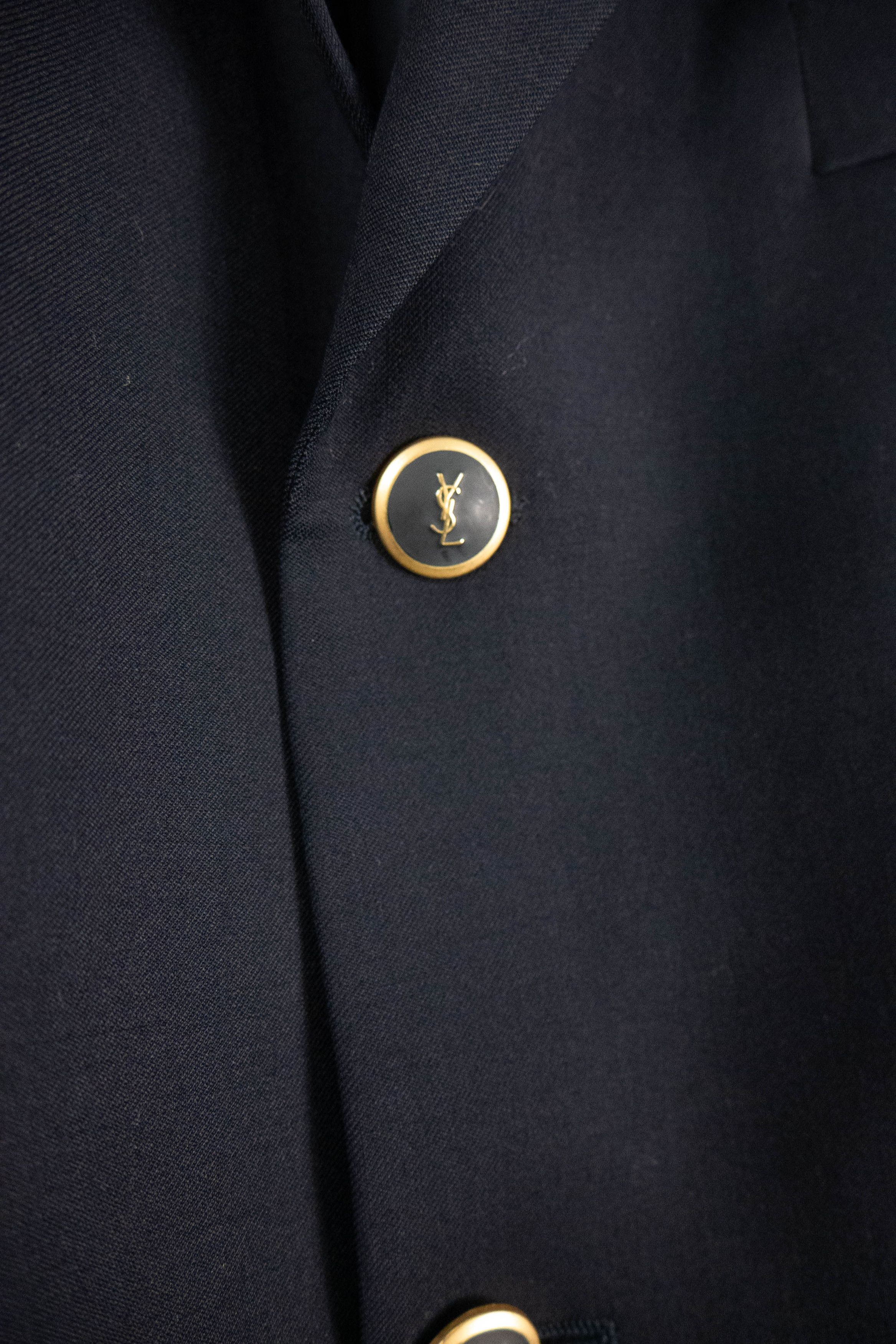Designer × Yves Saint Laurent Ysl Yves Saint Laurent blazer fastened with gold buttons Size 50R - 6 Thumbnail